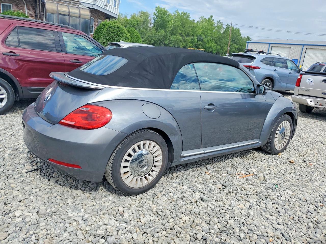 2014 Volkswagen Beetle Серебряный vin: 3VW5P7AT7EM802744