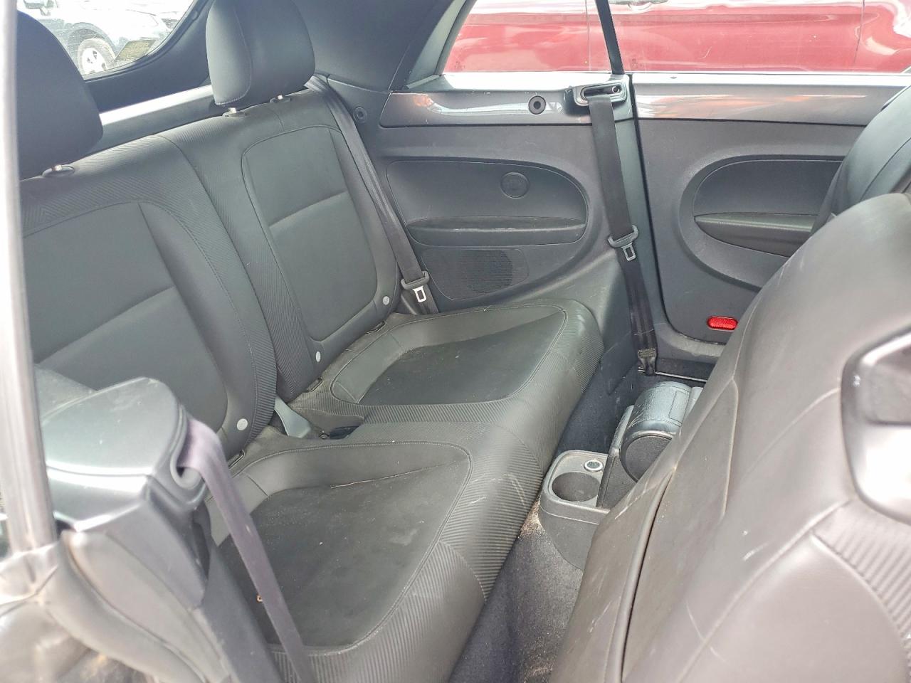 2014 Volkswagen Beetle Серебряный vin: 3VW5P7AT7EM802744