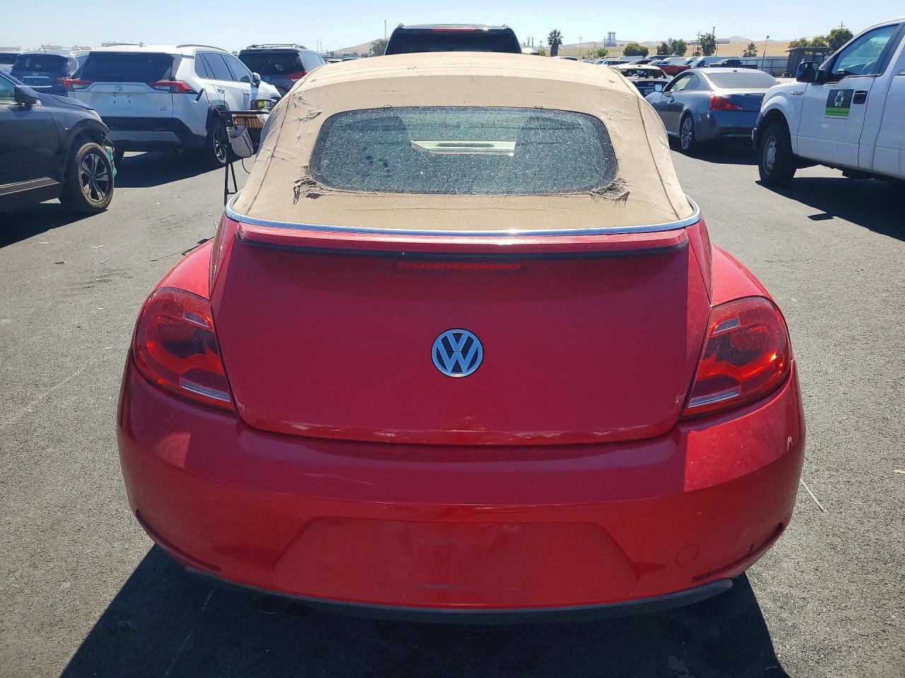 2013 Volkswagen Beetle Red vin: 3VW5P7AT8DM800368