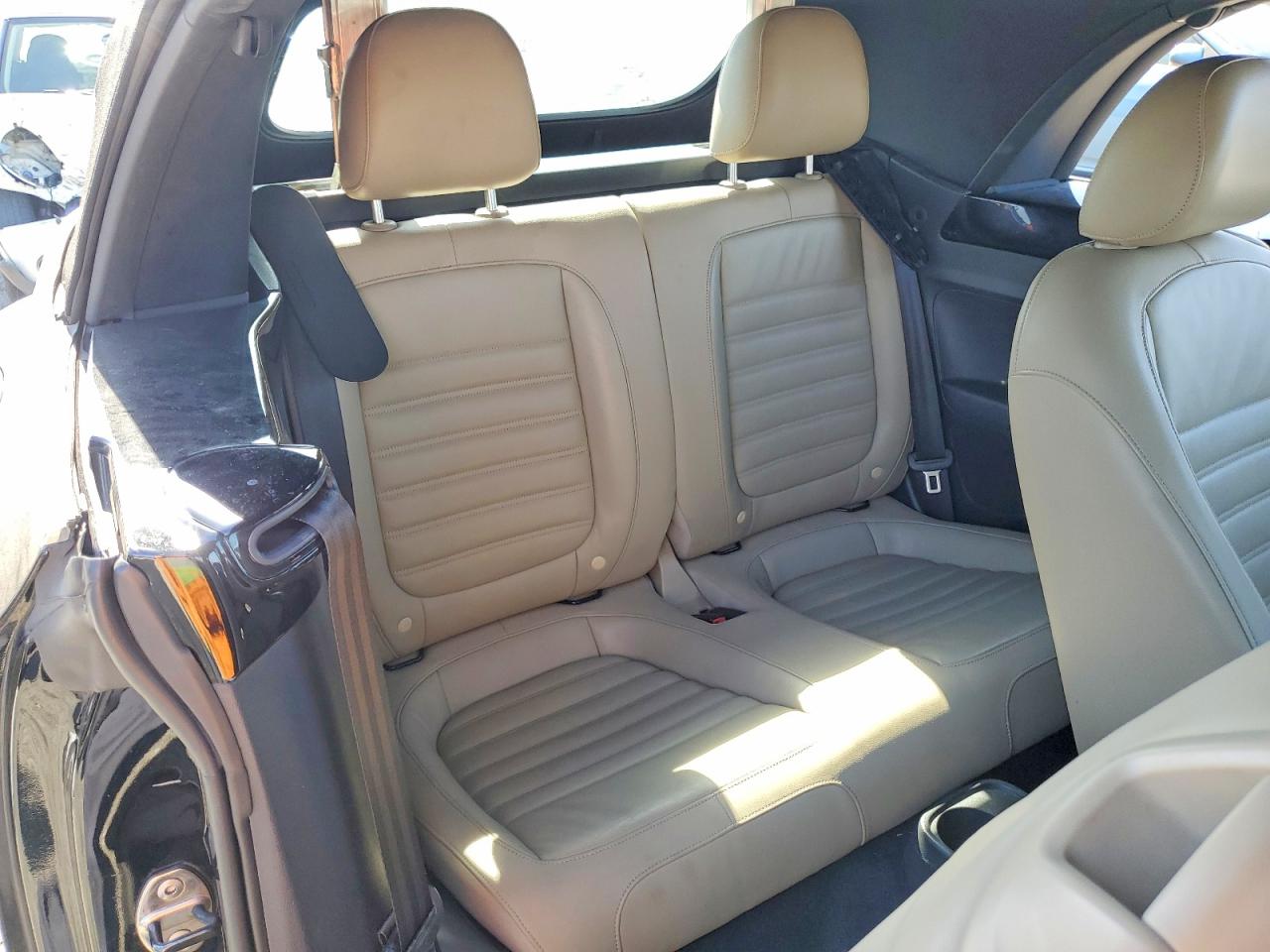 2013 Volkswagen Beetle Black vin: 3VW5P7AT8DM804906