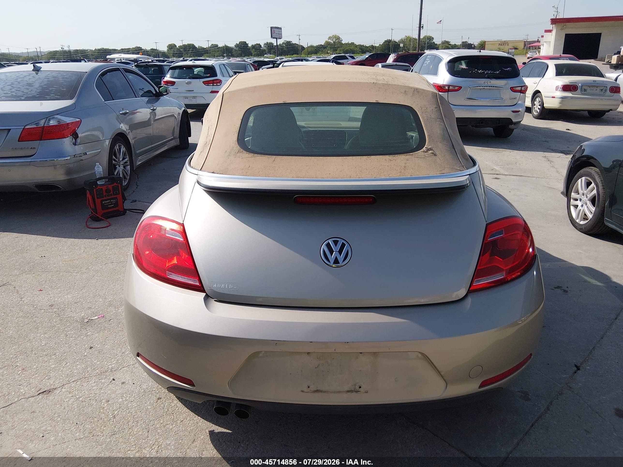 2013 Volkswagen Beetle 2.5l Желто-коричневый vin: 3VW5P7AT8DM817994