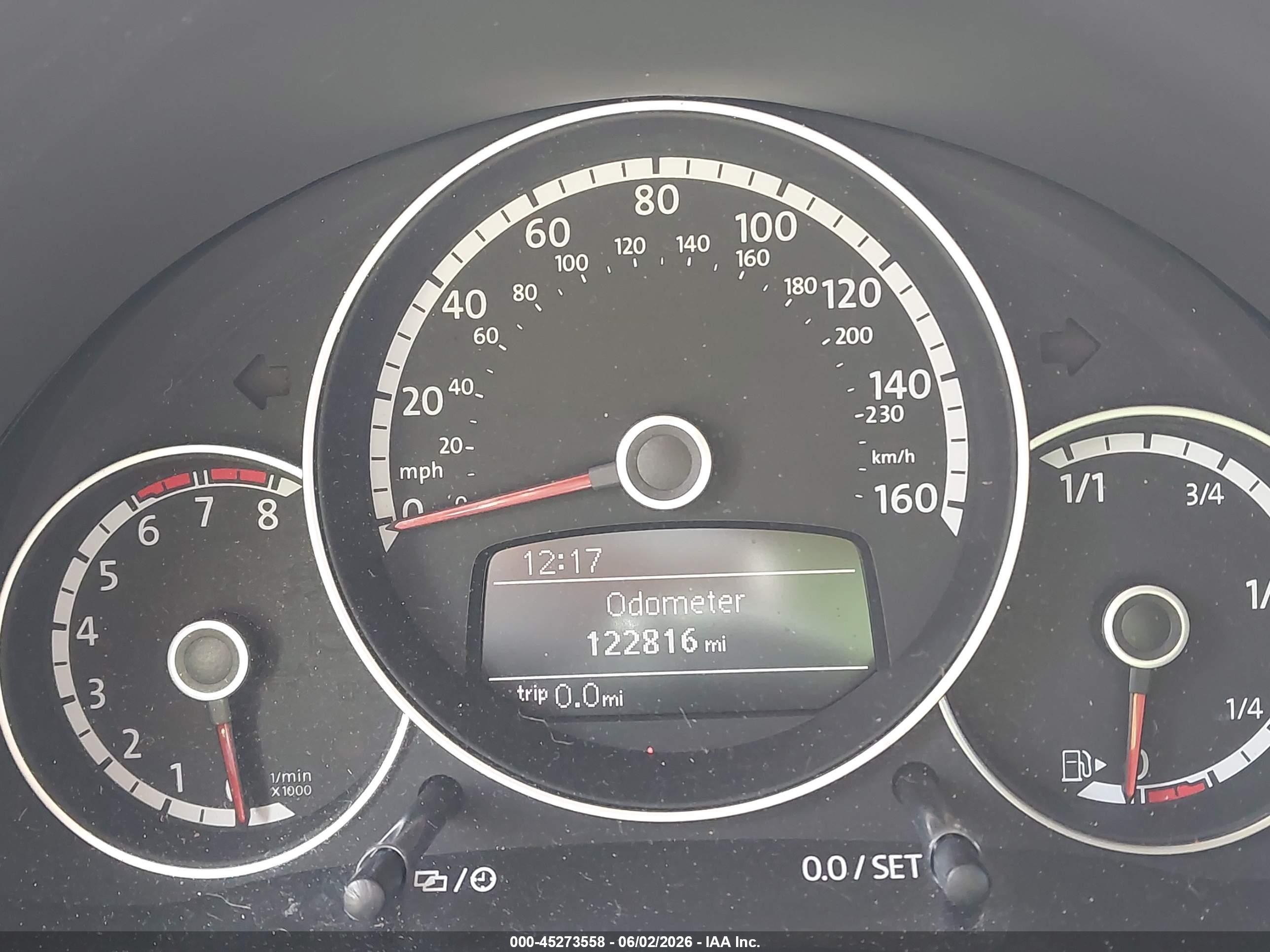 2014 Volkswagen Beetle 2.5l Белый vin: 3VW5P7AT8EM801036