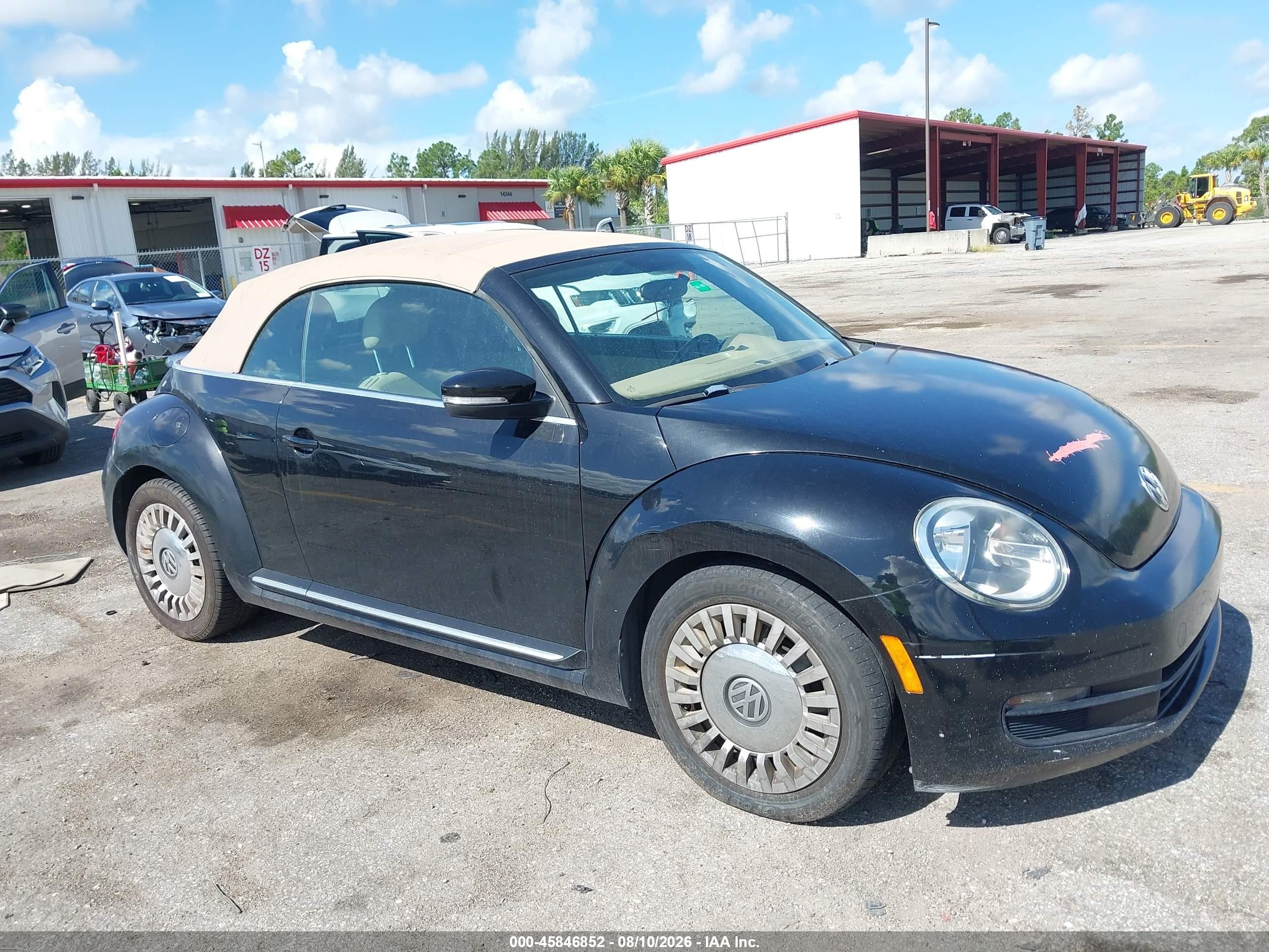 2014 Volkswagen Beetle 2.5l Black vin: 3VW5P7AT9EM803426