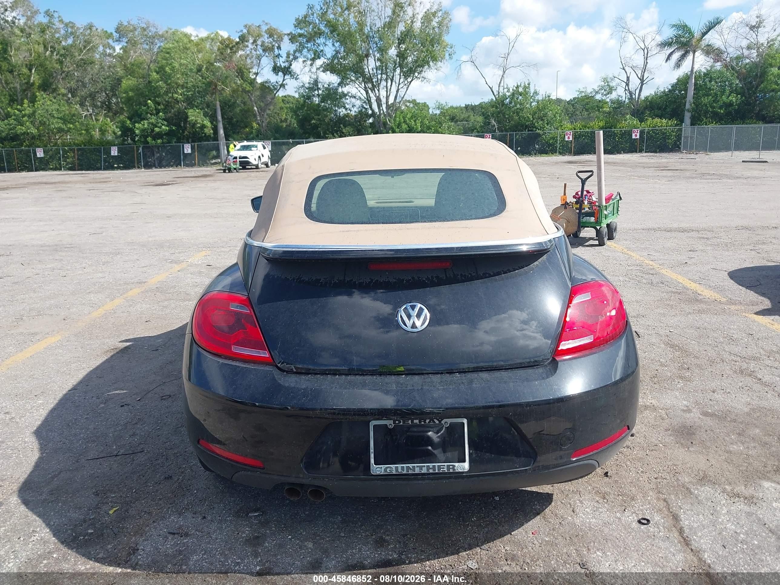 2014 Volkswagen Beetle 2.5l Black vin: 3VW5P7AT9EM803426