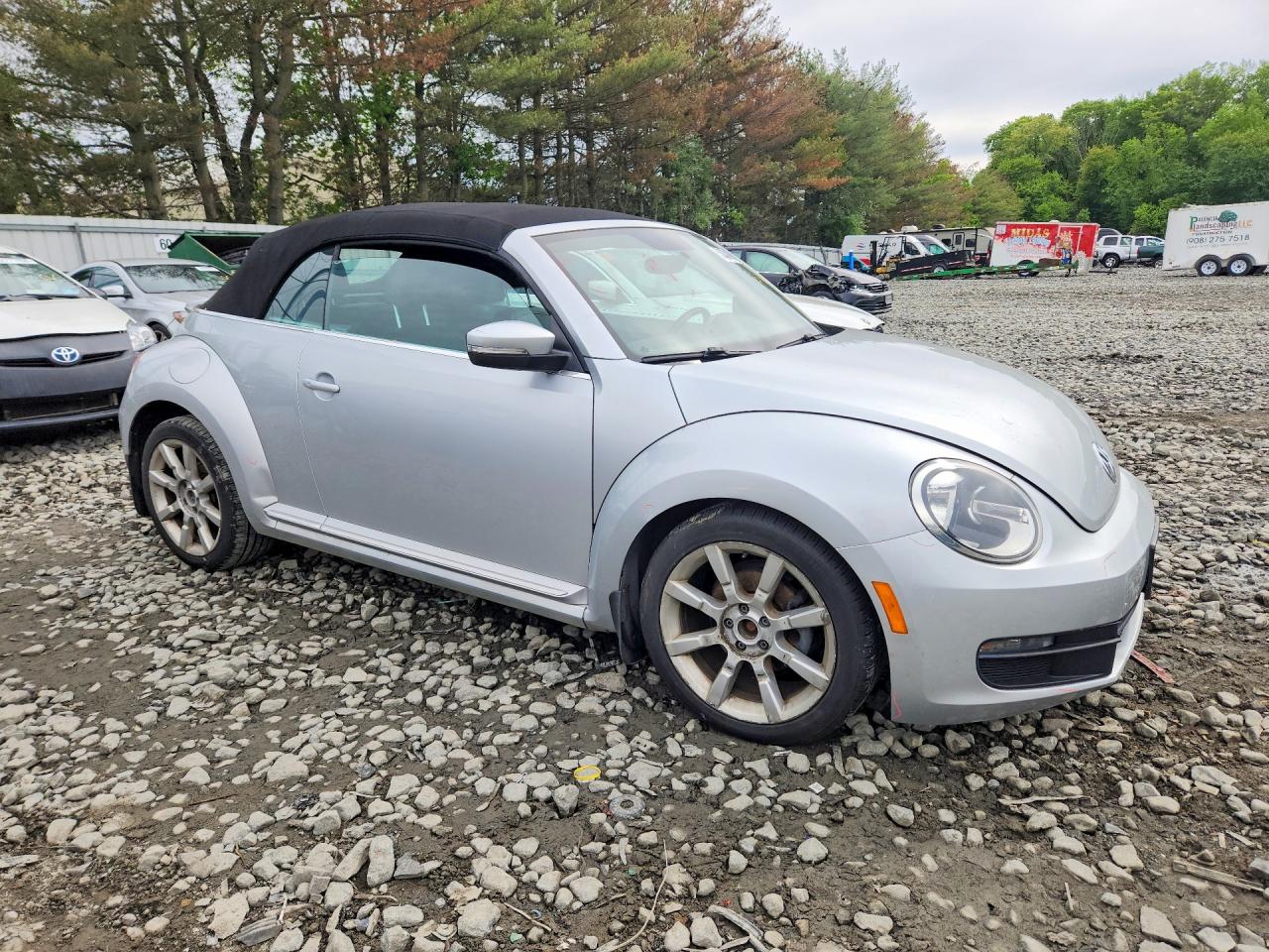 2013 Volkswagen Beetle Silver vin: 3VW5P7ATXDM802414