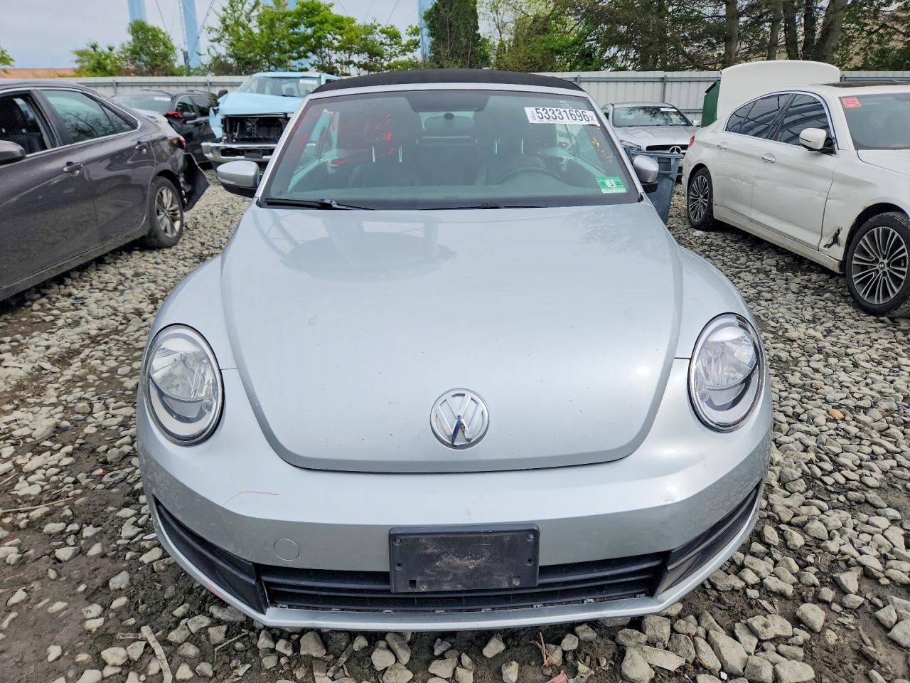 2013 Volkswagen Beetle Silver vin: 3VW5P7ATXDM802414