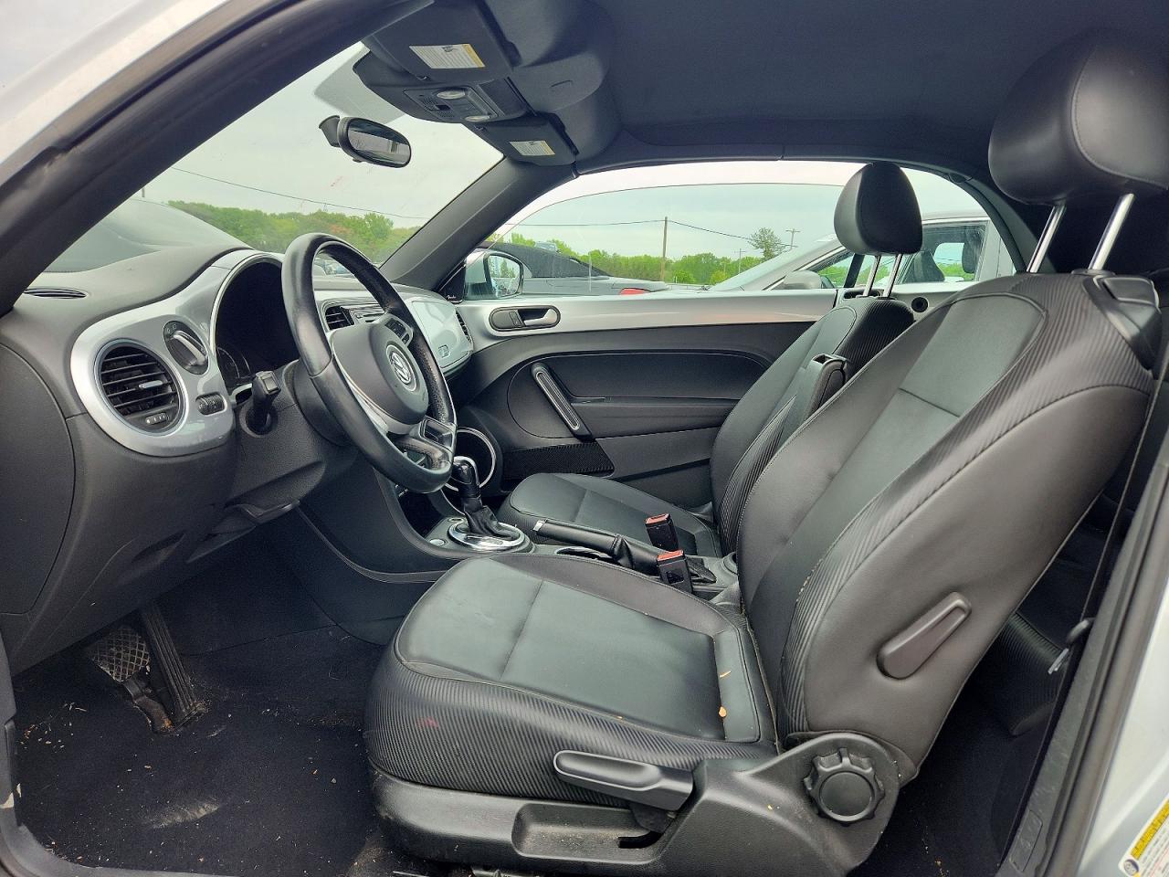 2013 Volkswagen Beetle Silver vin: 3VW5P7ATXDM802414