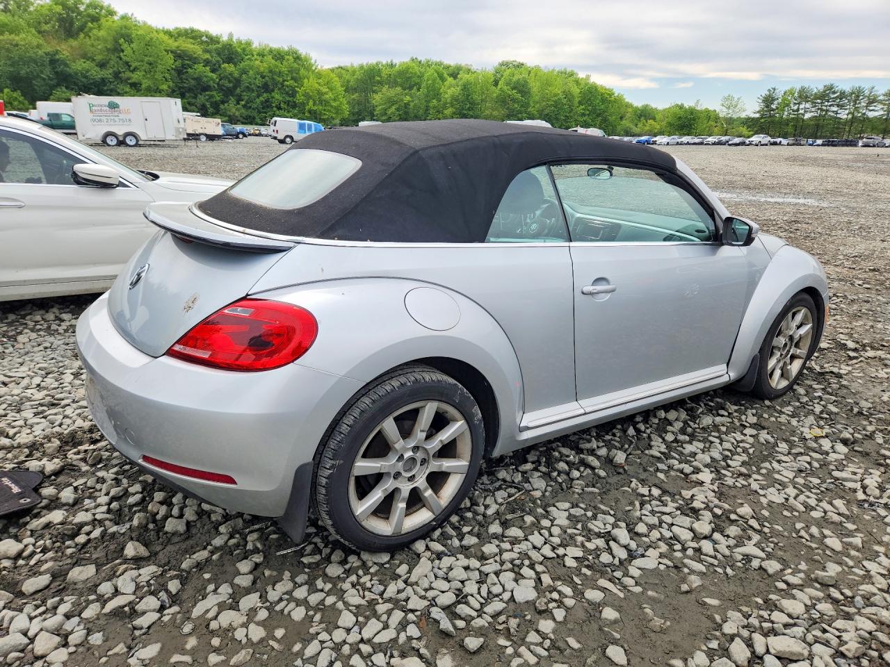 2013 Volkswagen Beetle Silver vin: 3VW5P7ATXDM802414