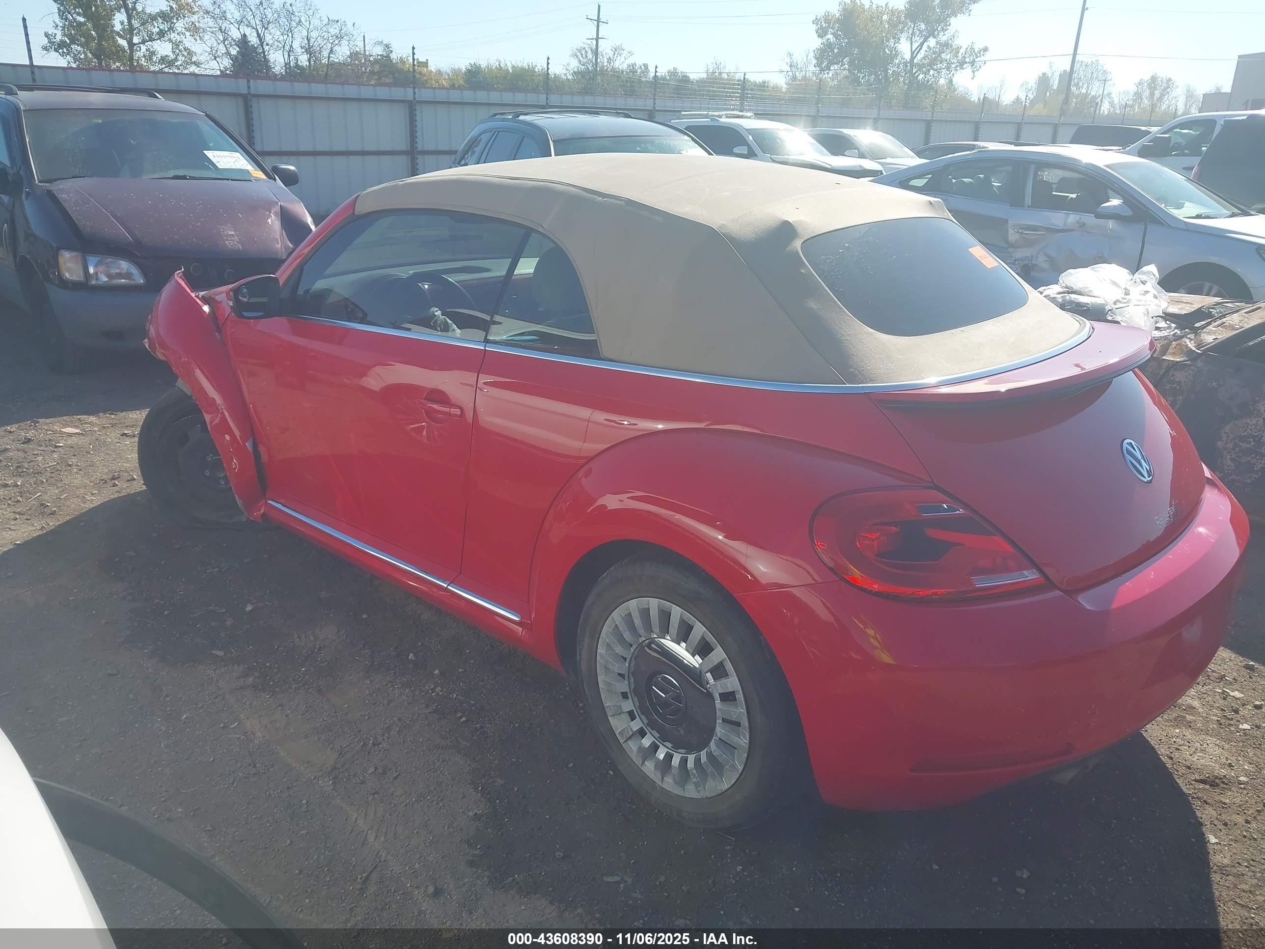 2014 Volkswagen Beetle 2.5l Красный vin: 3VW5P7ATXEM801815