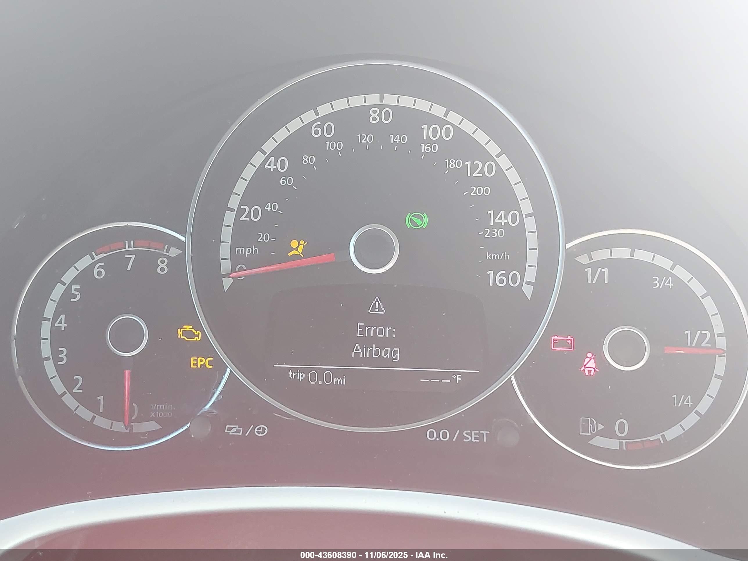 2014 Volkswagen Beetle 2.5l Красный vin: 3VW5P7ATXEM801815
