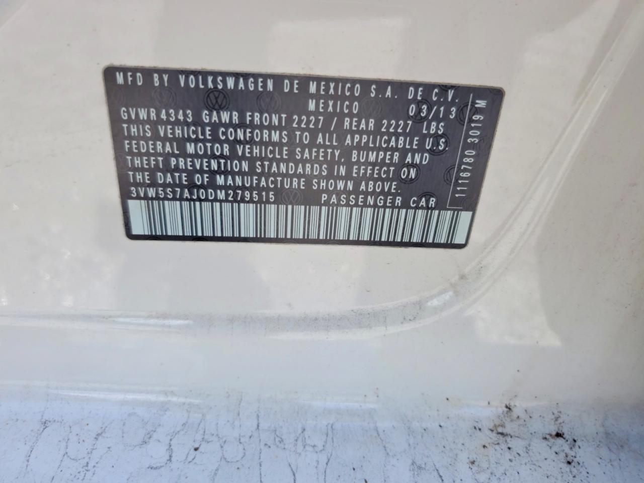 2013 Volkswagen Jetta Gli White vin: 3VW5S7AJ0DM279515
