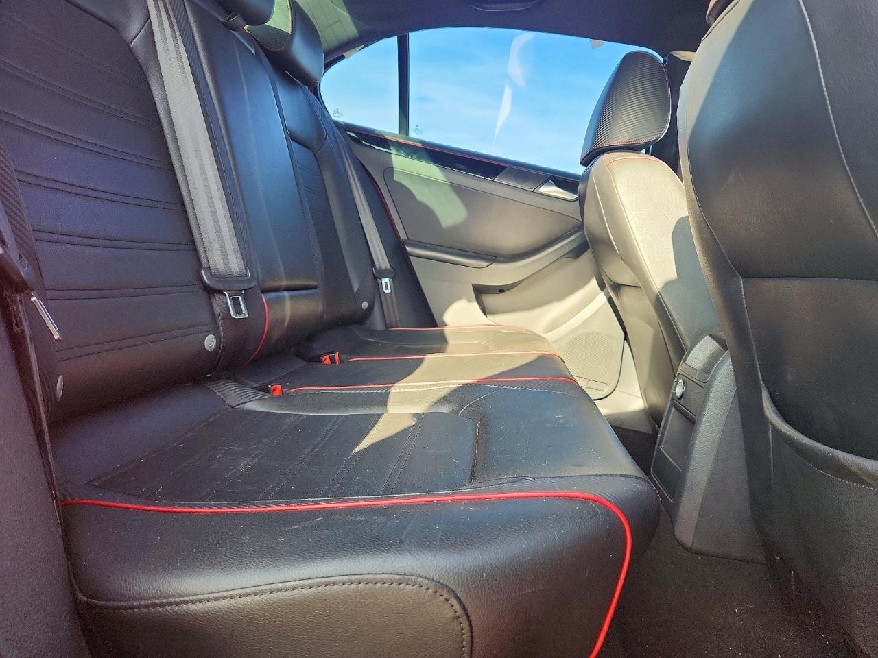 2015 Volkswagen Jetta Gli Red vin: 3VW5S7AJ0FM334774