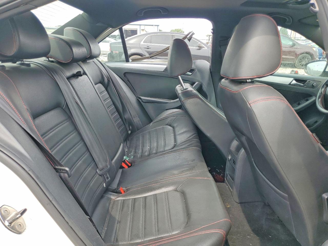 2014 Volkswagen Jetta Gli White vin: 3VW5S7AJ7EM388488