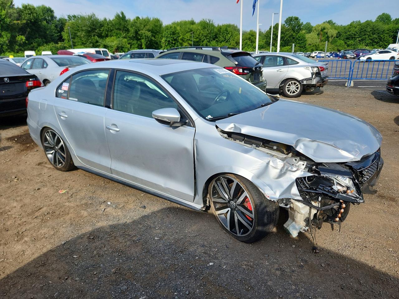 2014 Volkswagen Jetta Gli Silver vin: 3VW5T7AJ0EM385560