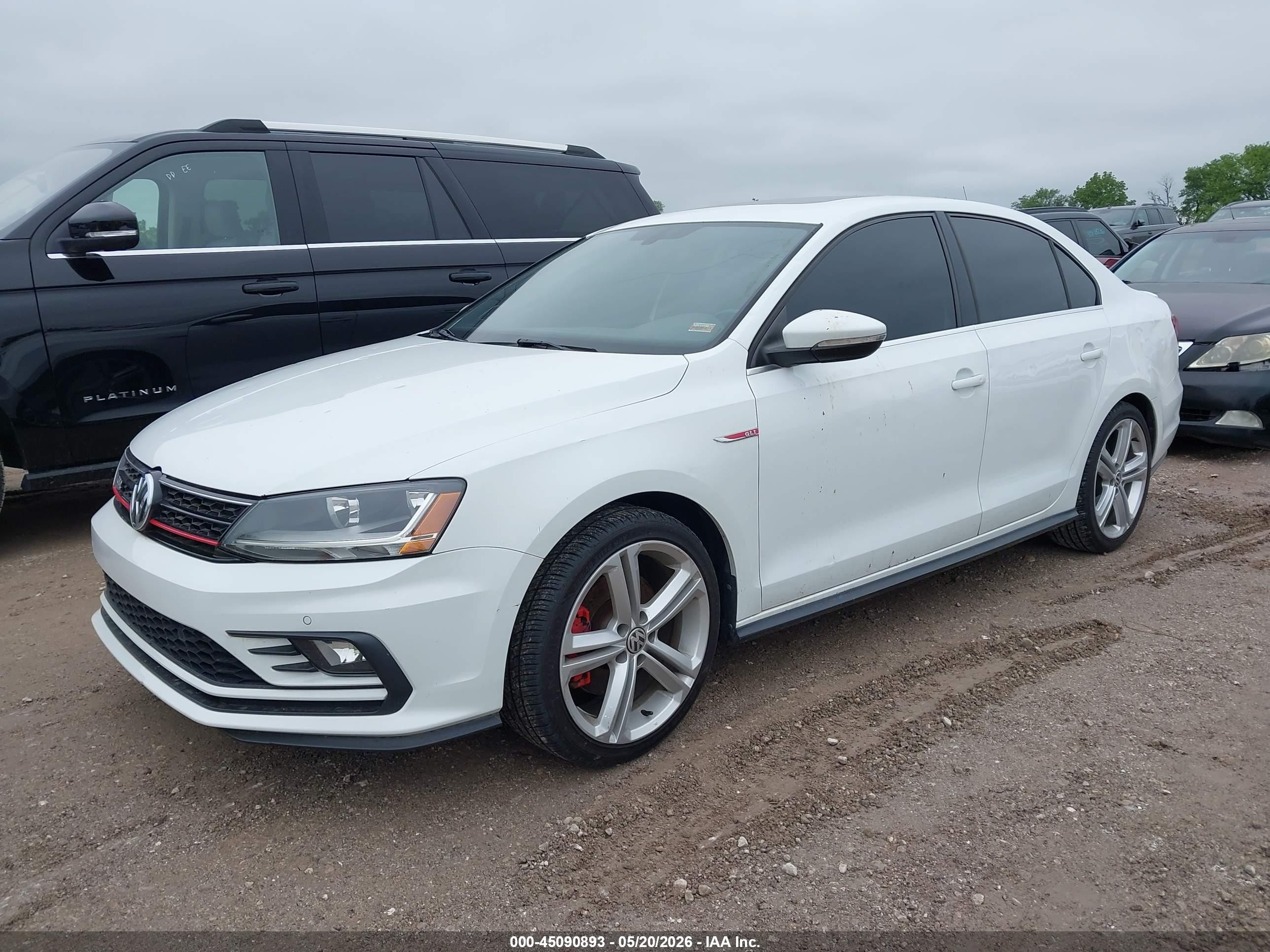 2017 Volkswagen Jetta Gli White vin: 3VW5T7AJ2HM323047