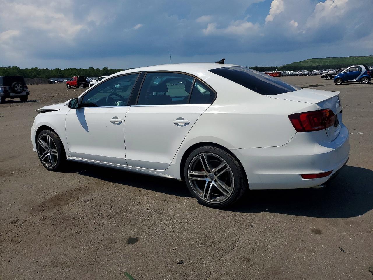 2014 Volkswagen Jetta Gli White vin: 3VW5T7AJ8EM370952