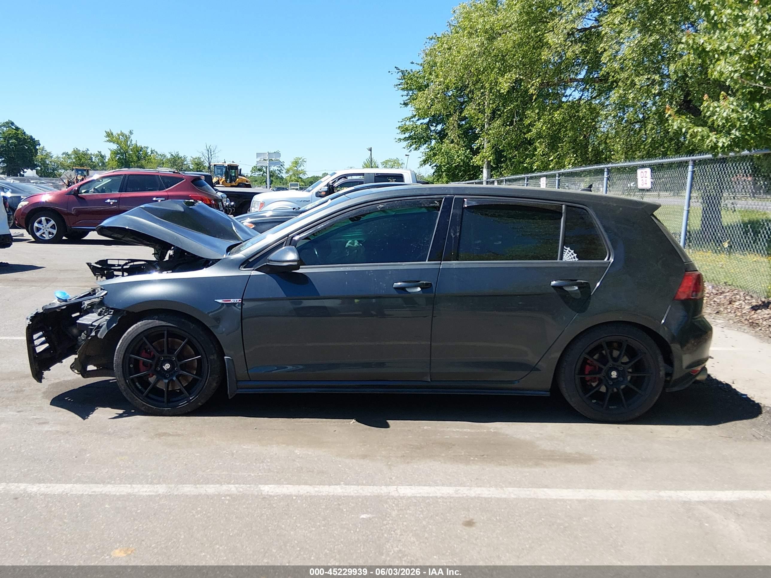 2015 Volkswagen Golf Gti 2.0t Se 4-door Black vin: 3VW5T7AU0FM008917