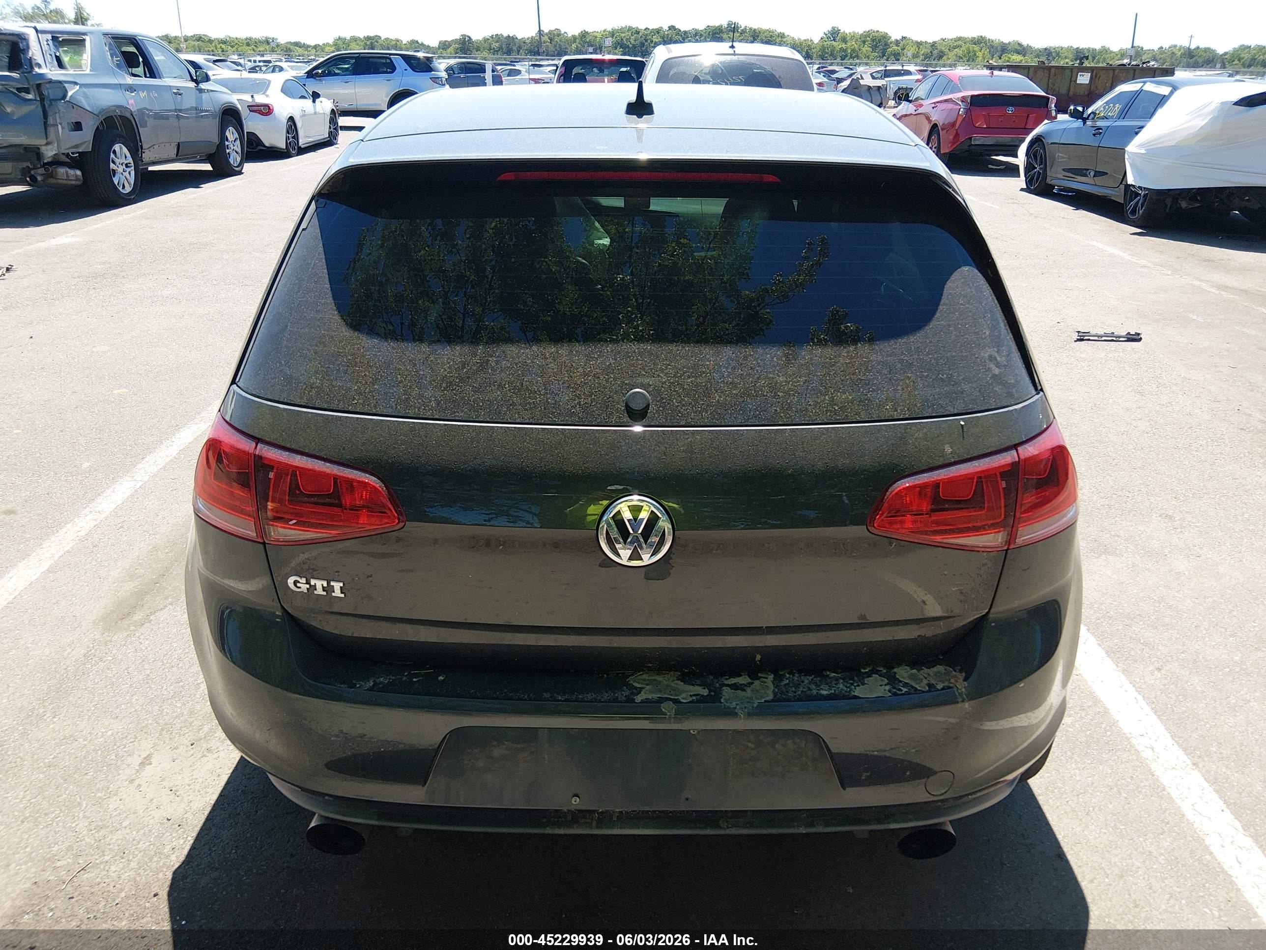 2015 Volkswagen Golf Gti 2.0t Se 4-door Black vin: 3VW5T7AU0FM008917