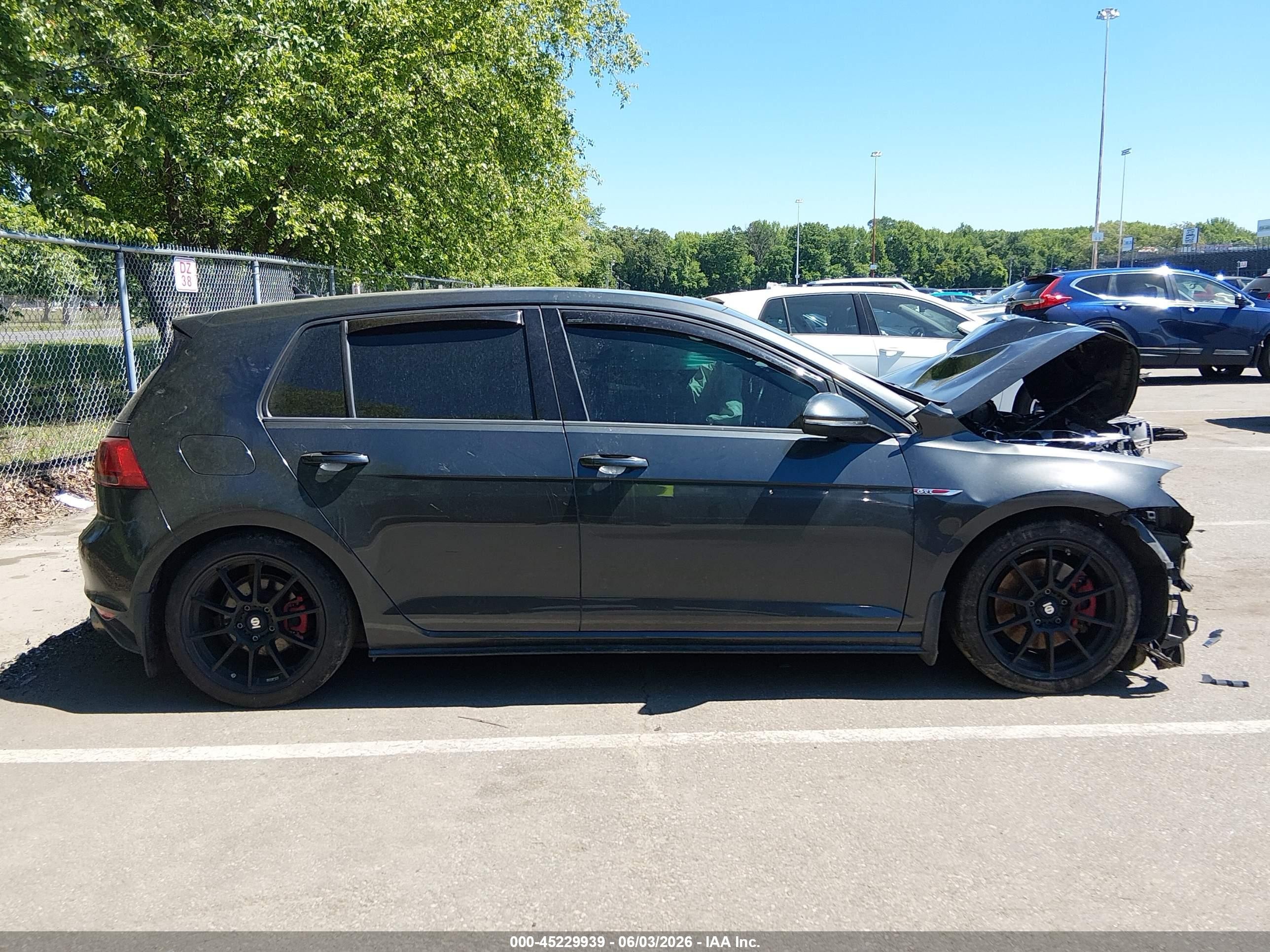 2015 Volkswagen Golf Gti 2.0t Se 4-door Black vin: 3VW5T7AU0FM008917