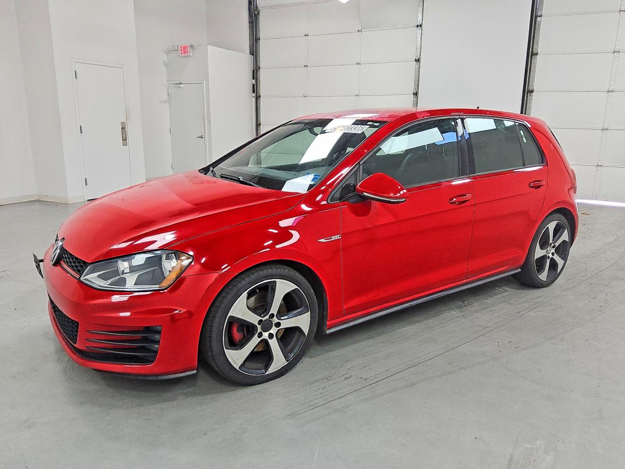 3VW5T7AU0FM028357
