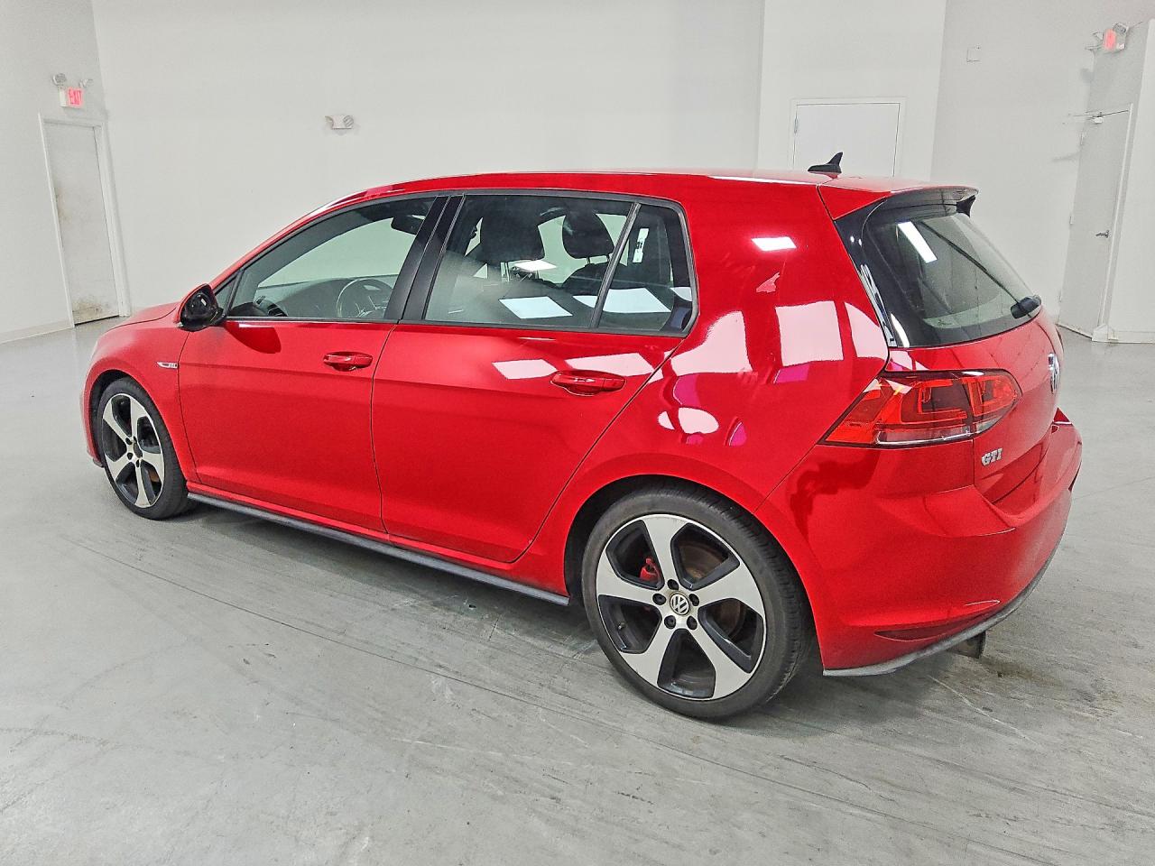 2015 Volkswagen Gti Red vin: 3VW5T7AU0FM028357