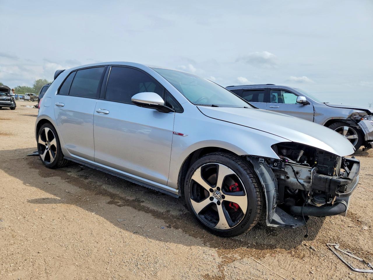 2015 Volkswagen Gti Silver vin: 3VW5T7AU3FM085717