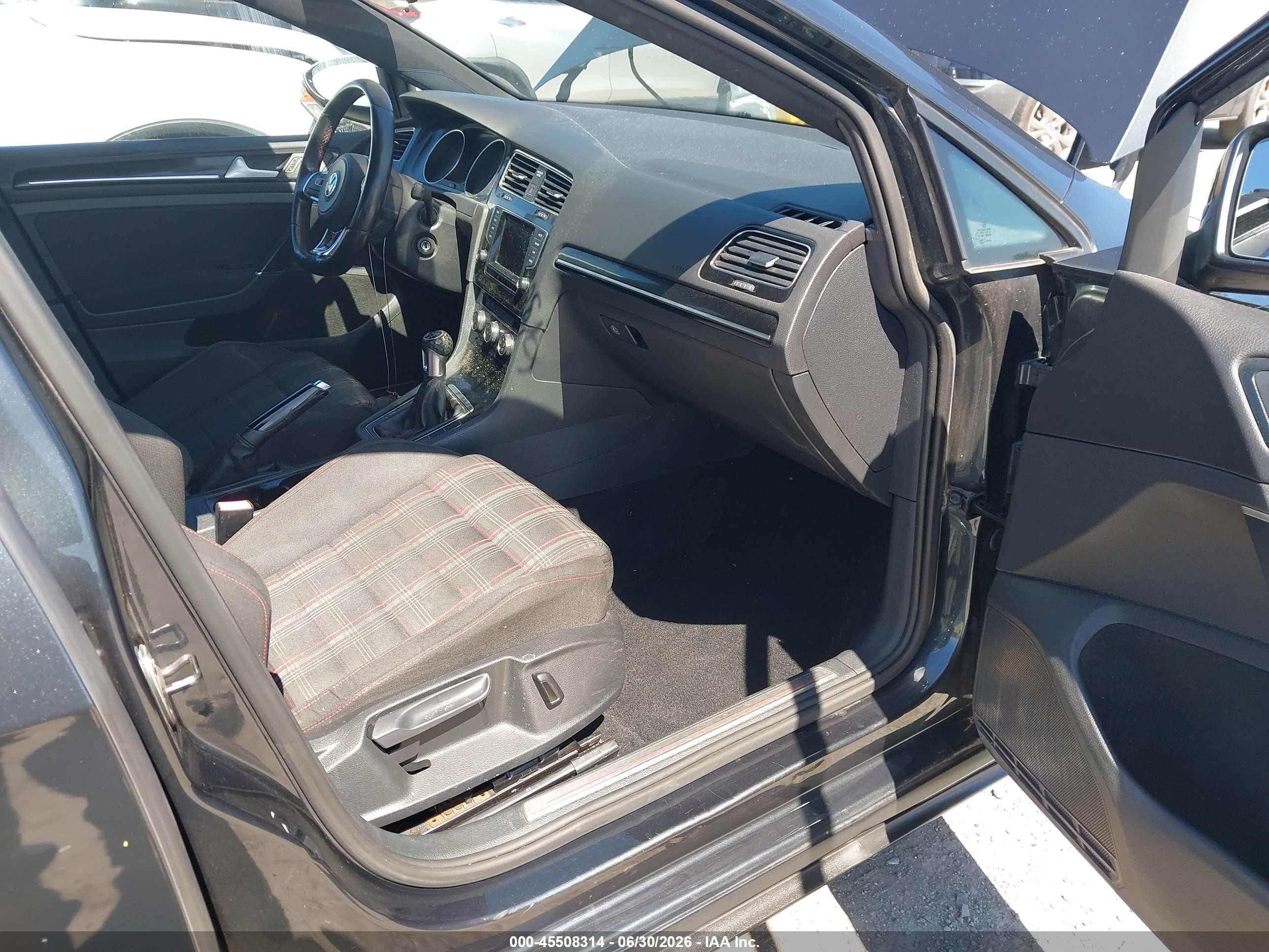 2015 Volkswagen Golf Gti 2.0t S 4-door Gray vin: 3VW5T7AU4FM062365