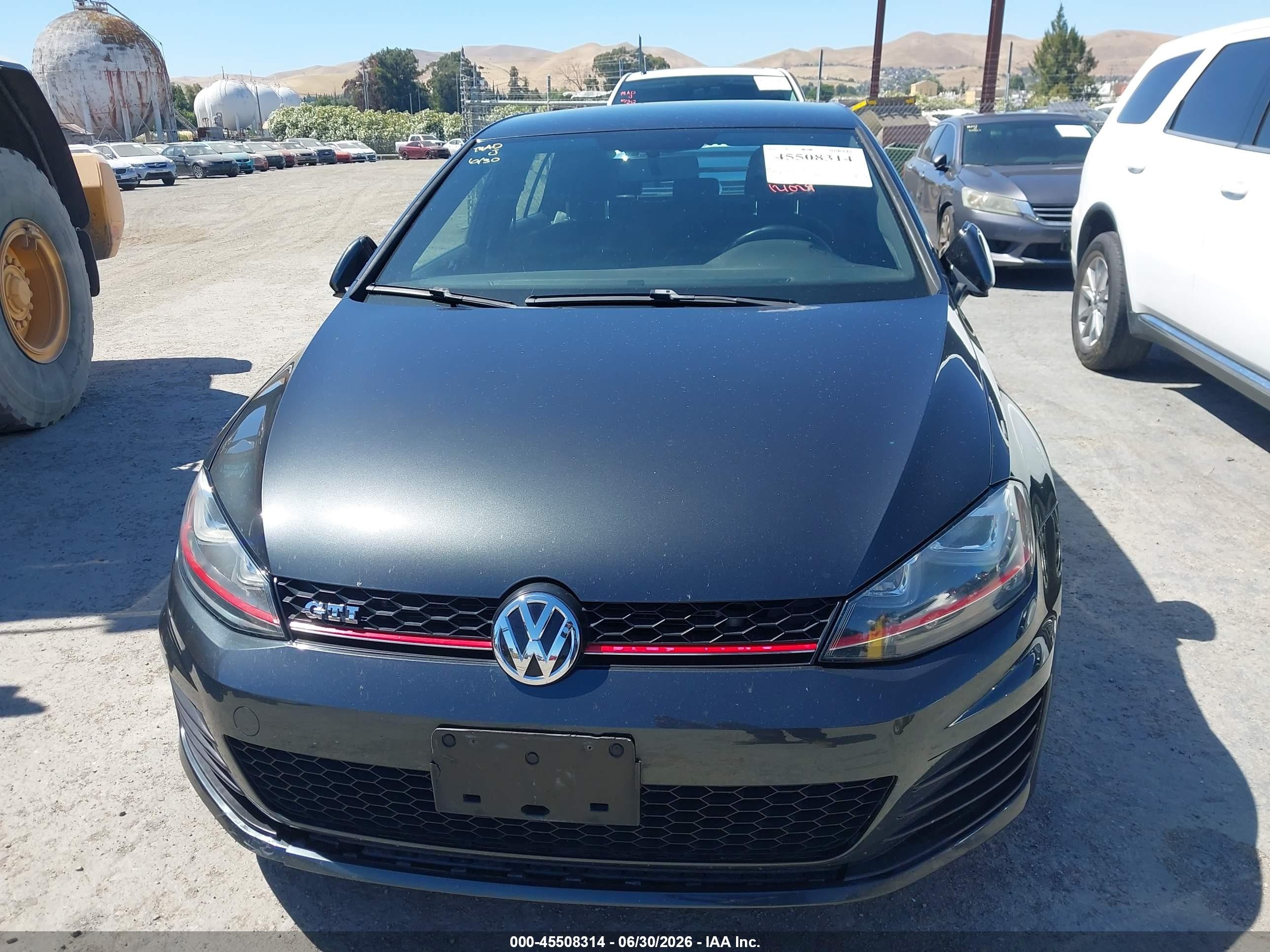 2015 Volkswagen Golf Gti 2.0t S 4-door Gray vin: 3VW5T7AU4FM062365