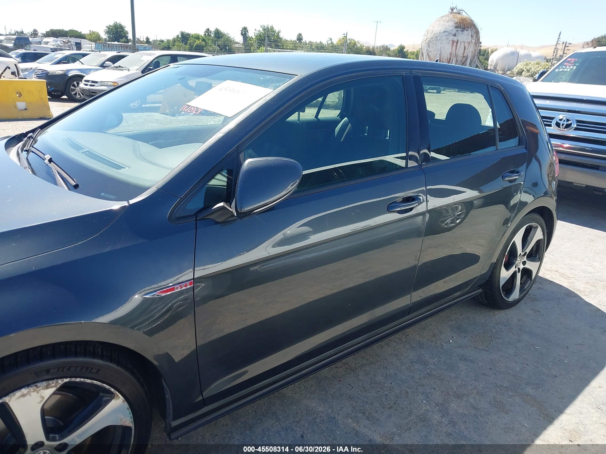 2015 Volkswagen Golf Gti 2.0t S 4-door Gray vin: 3VW5T7AU4FM062365