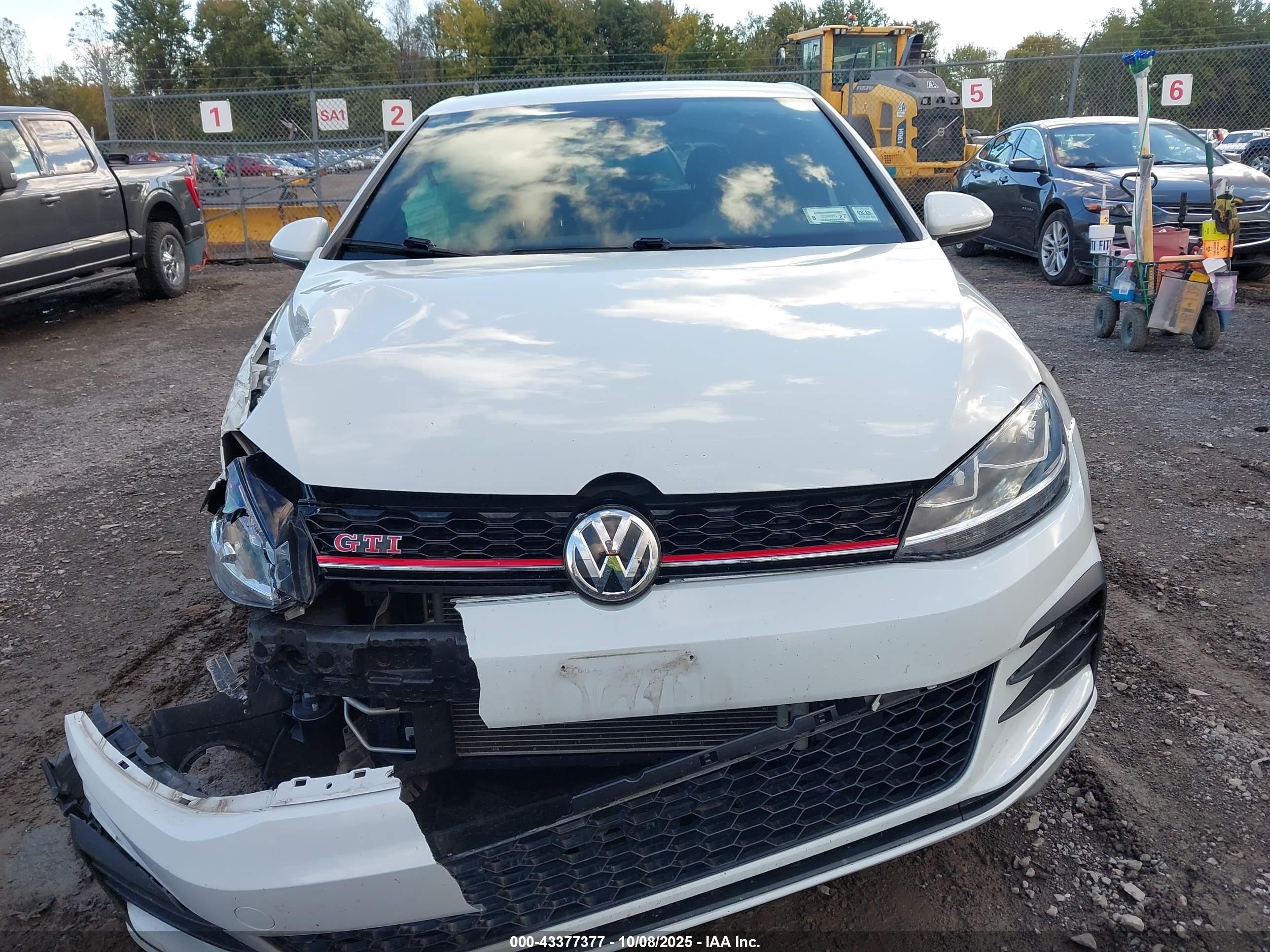 2020 Volkswagen Golf Gti 2.0t Autobahn/2.0t S/2.0t Se Белый vin: 3VW5T7AU7LM000910