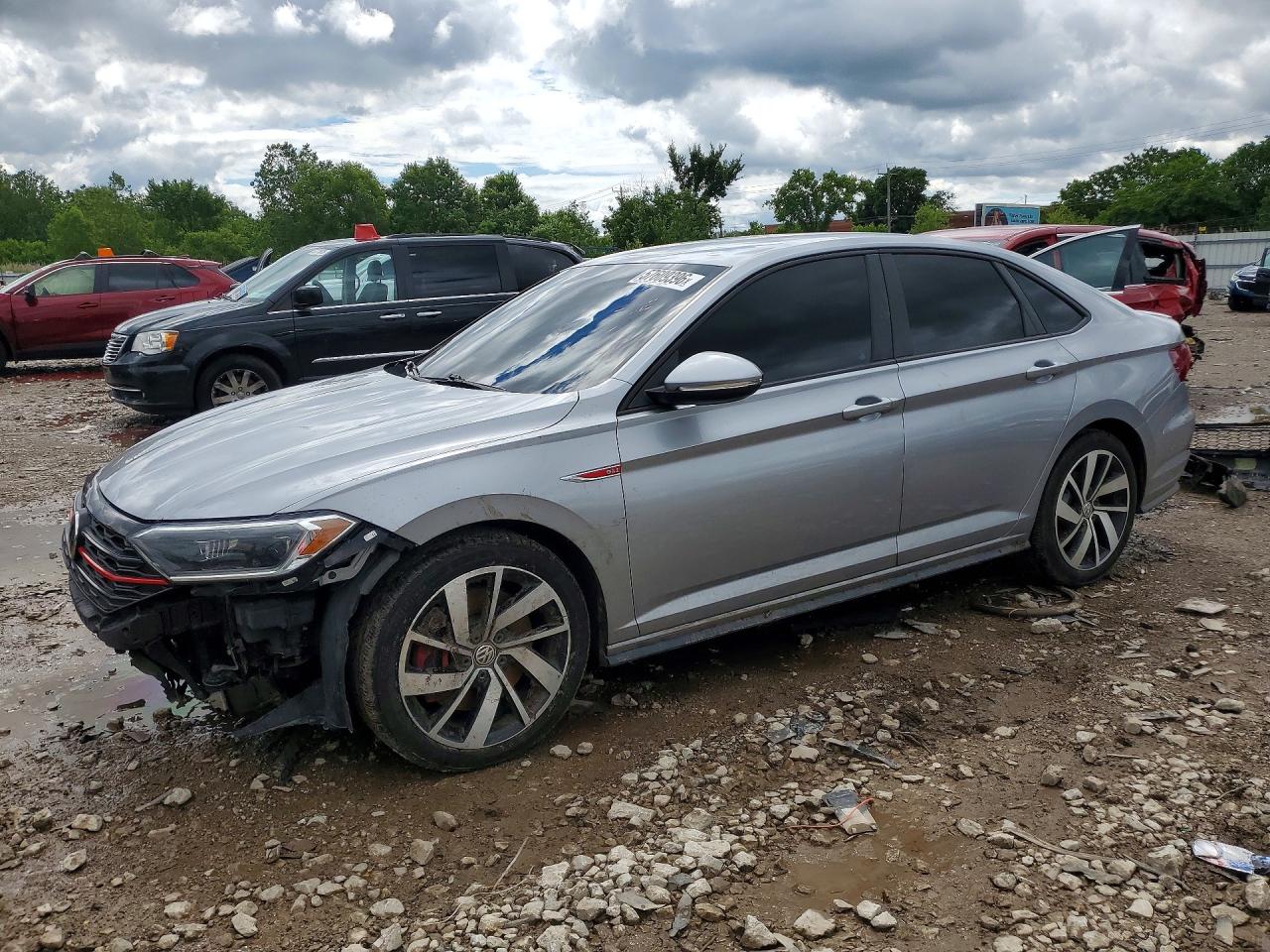 3VW5T7BU6MM009162