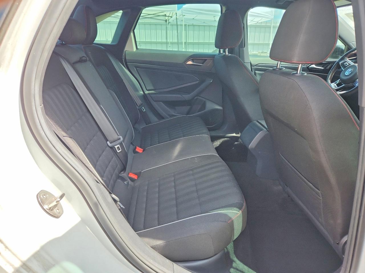 2019 Volkswagen Jetta Gli White vin: 3VW5T7BU9KM177715