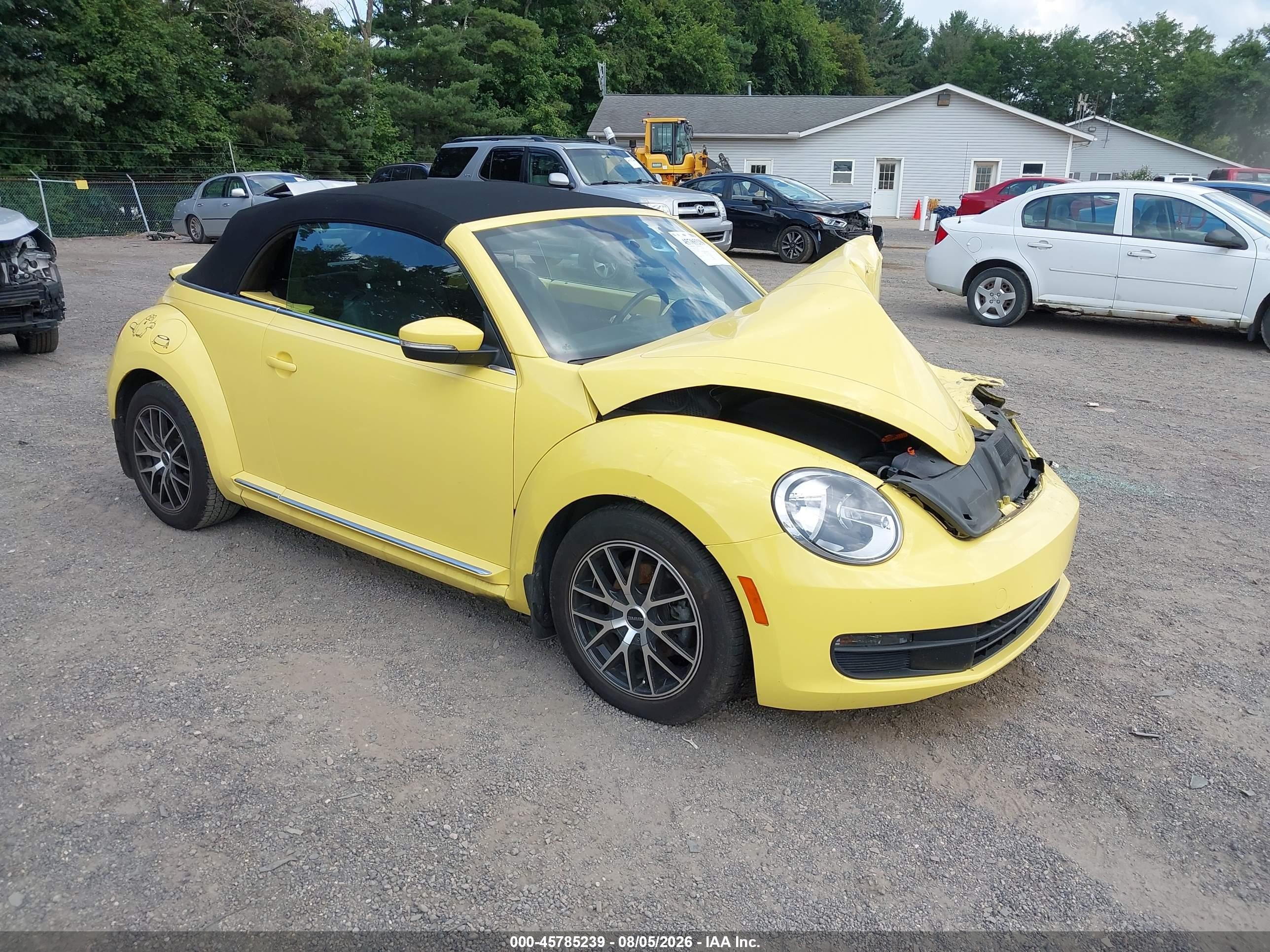 2013 Volkswagen Beetle 2.5l Желтый vin: 3VW5X7AT1DM827265