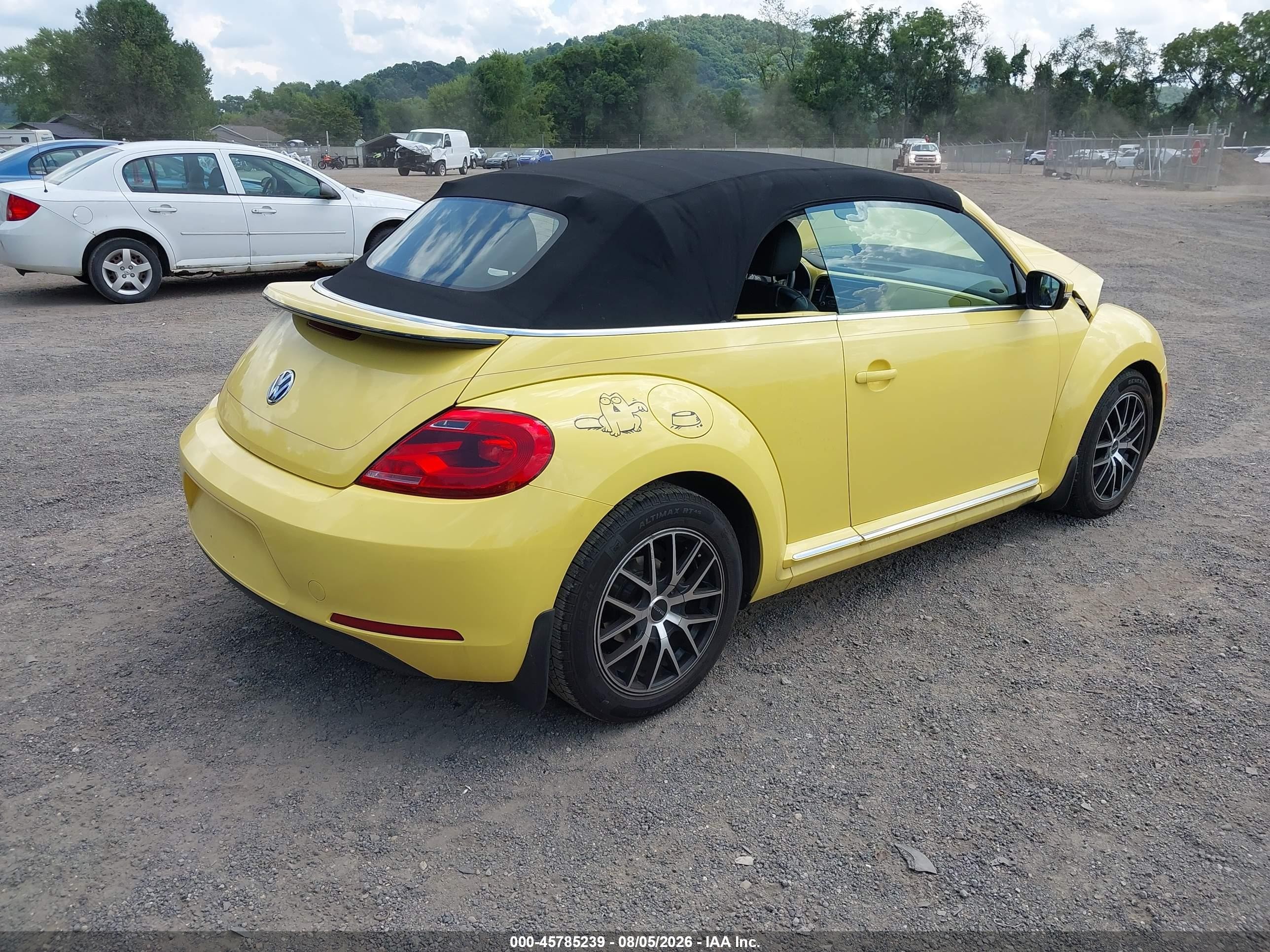 2013 Volkswagen Beetle 2.5l Yellow vin: 3VW5X7AT1DM827265