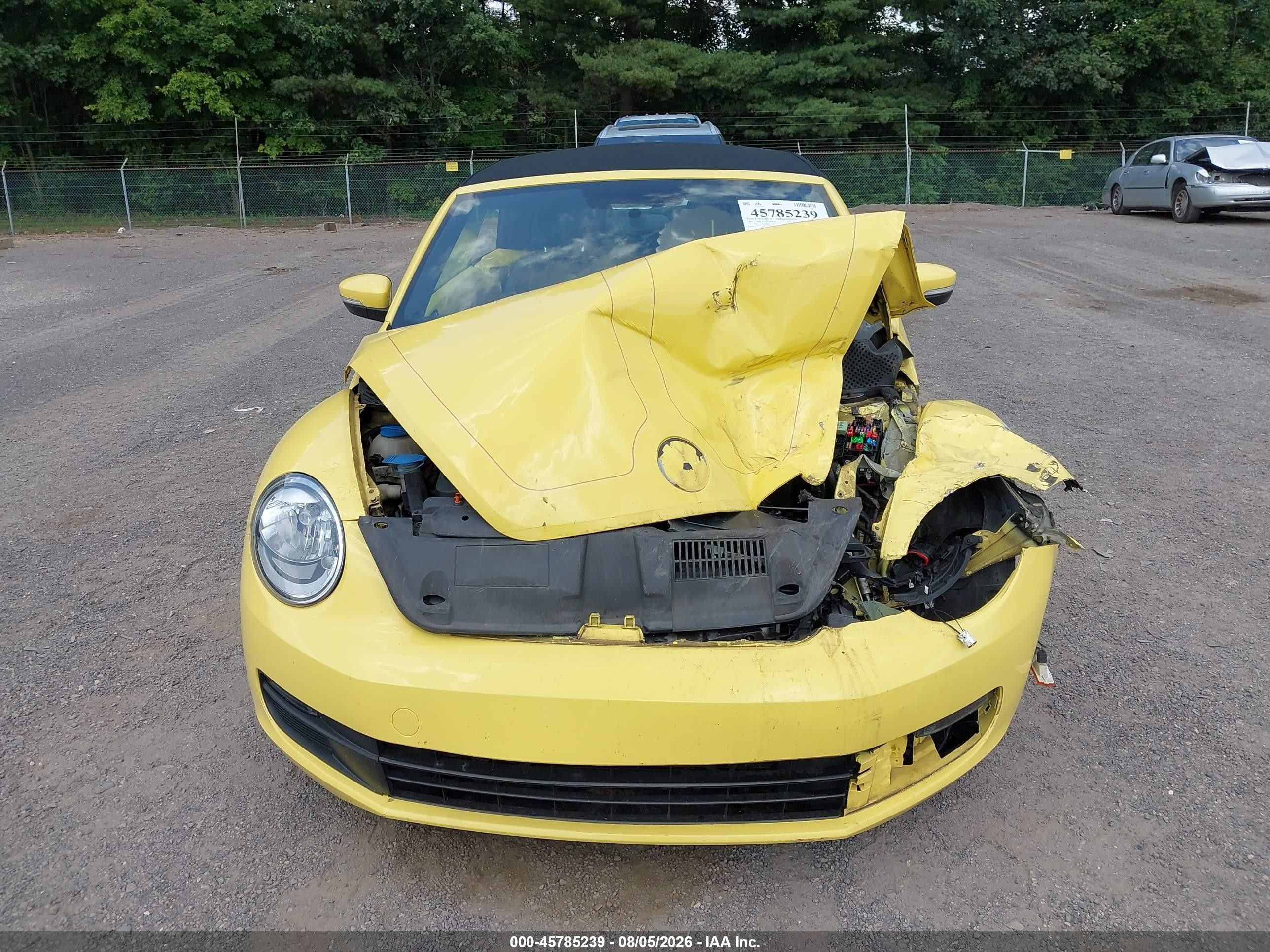 2013 Volkswagen Beetle 2.5l Yellow vin: 3VW5X7AT1DM827265