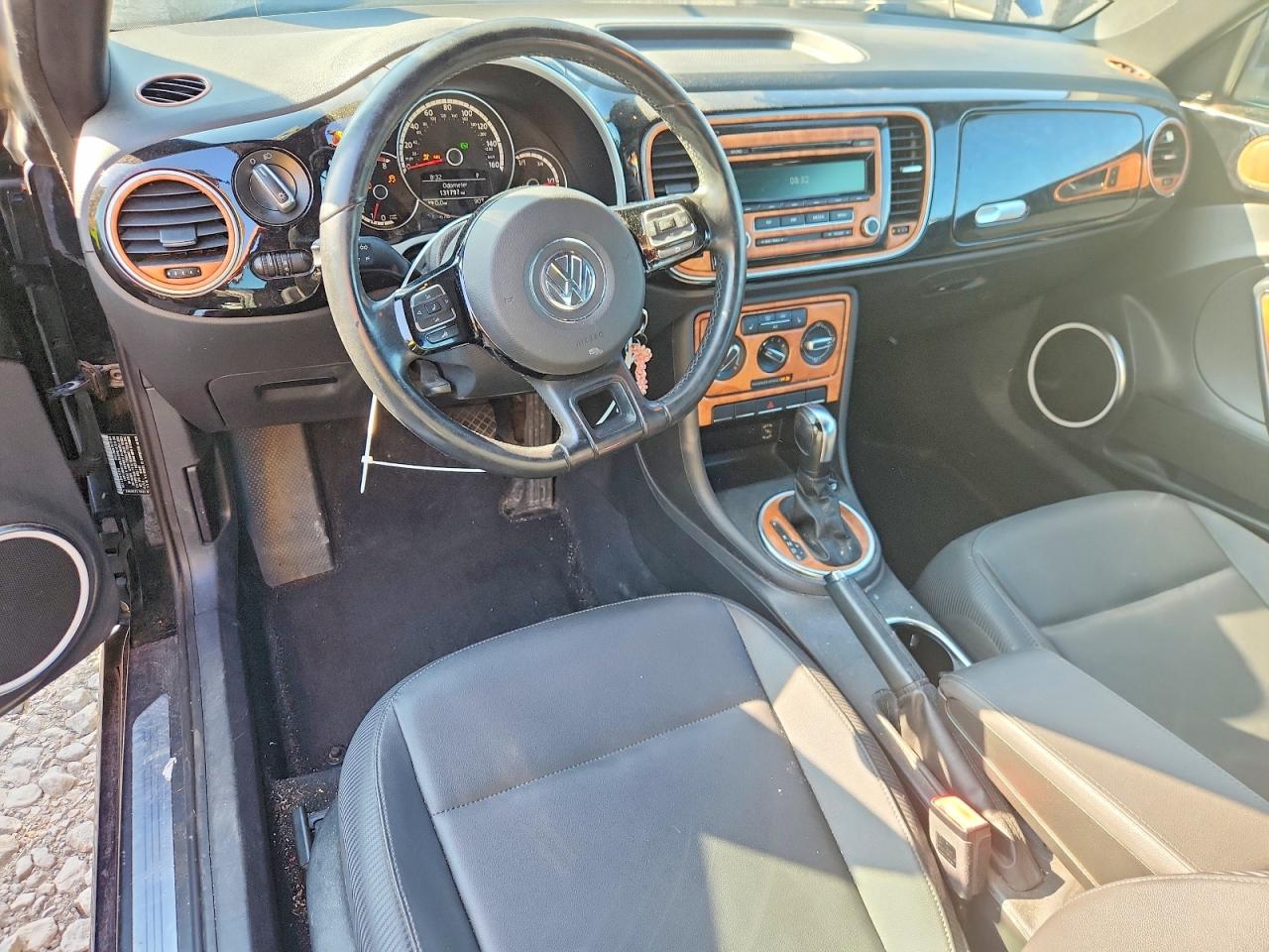 2014 Volkswagen Beetle Black vin: 3VW5X7AT4EM801597