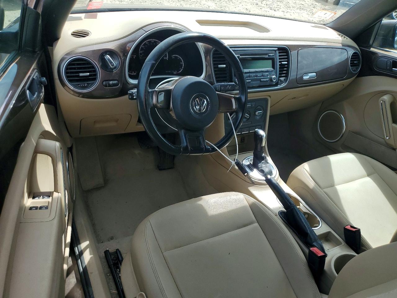 2013 Volkswagen Beetle Brown vin: 3VW5X7AT5DM823929