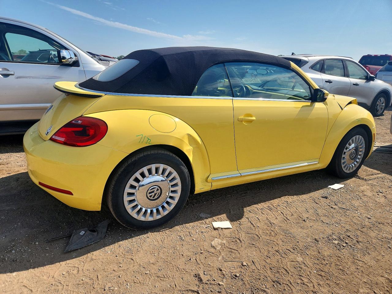 2013 Volkswagen Beetle Желтый vin: 3VW5X7AT6DM821459
