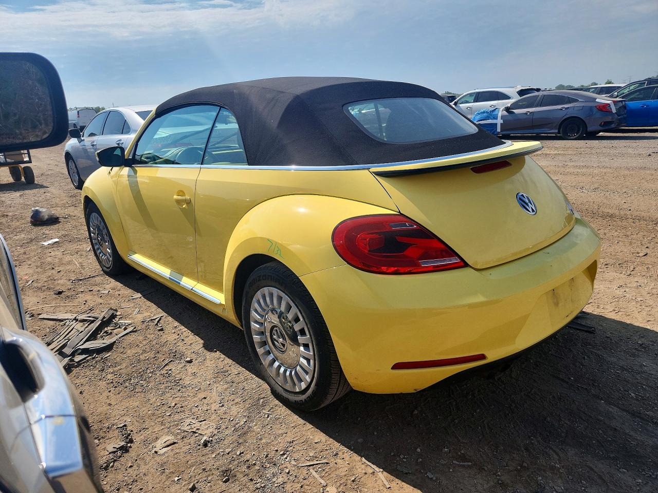 2013 Volkswagen Beetle Желтый vin: 3VW5X7AT6DM821459