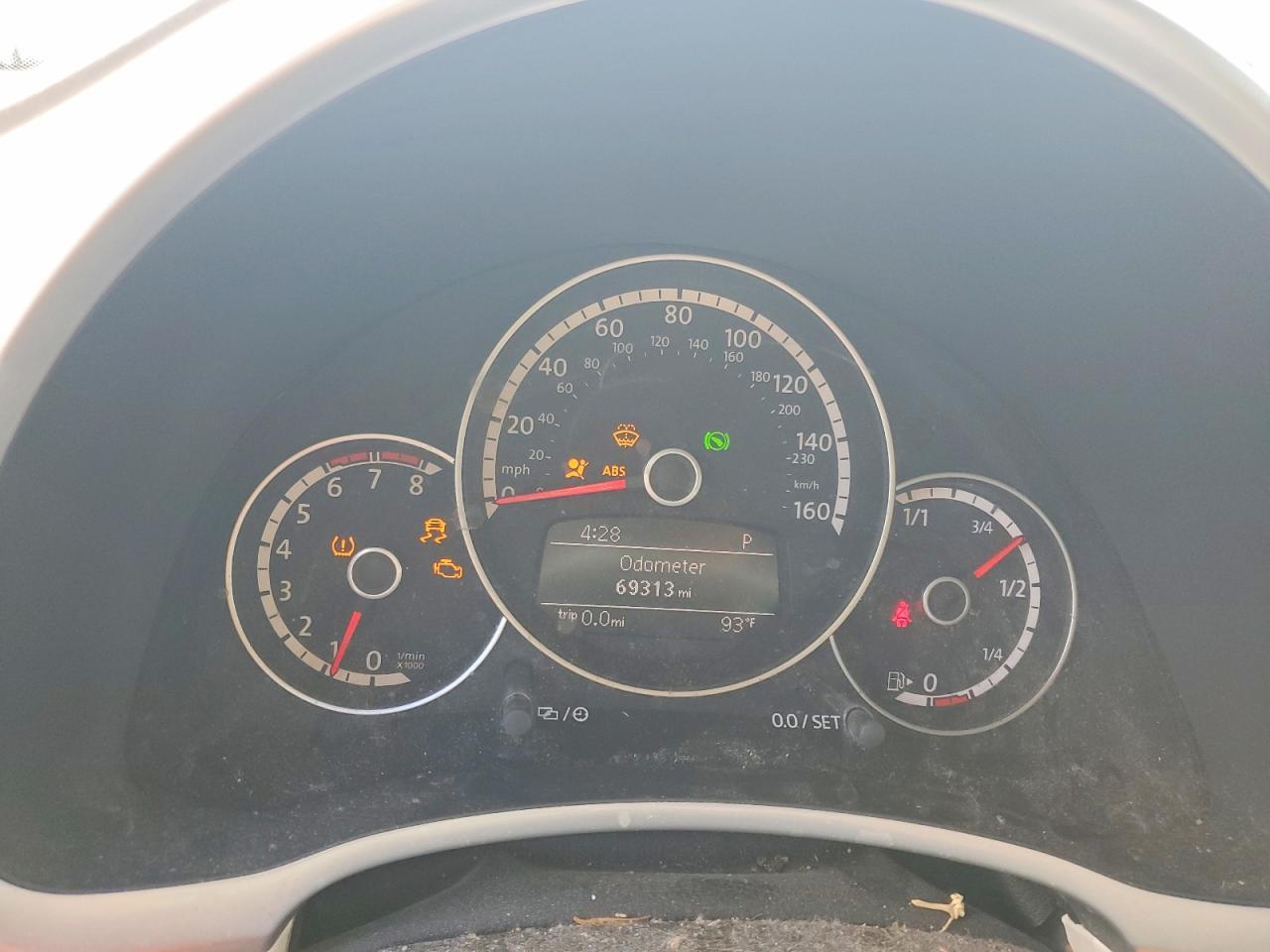 2013 Volkswagen Beetle White vin: 3VW5X7AT6DM826046