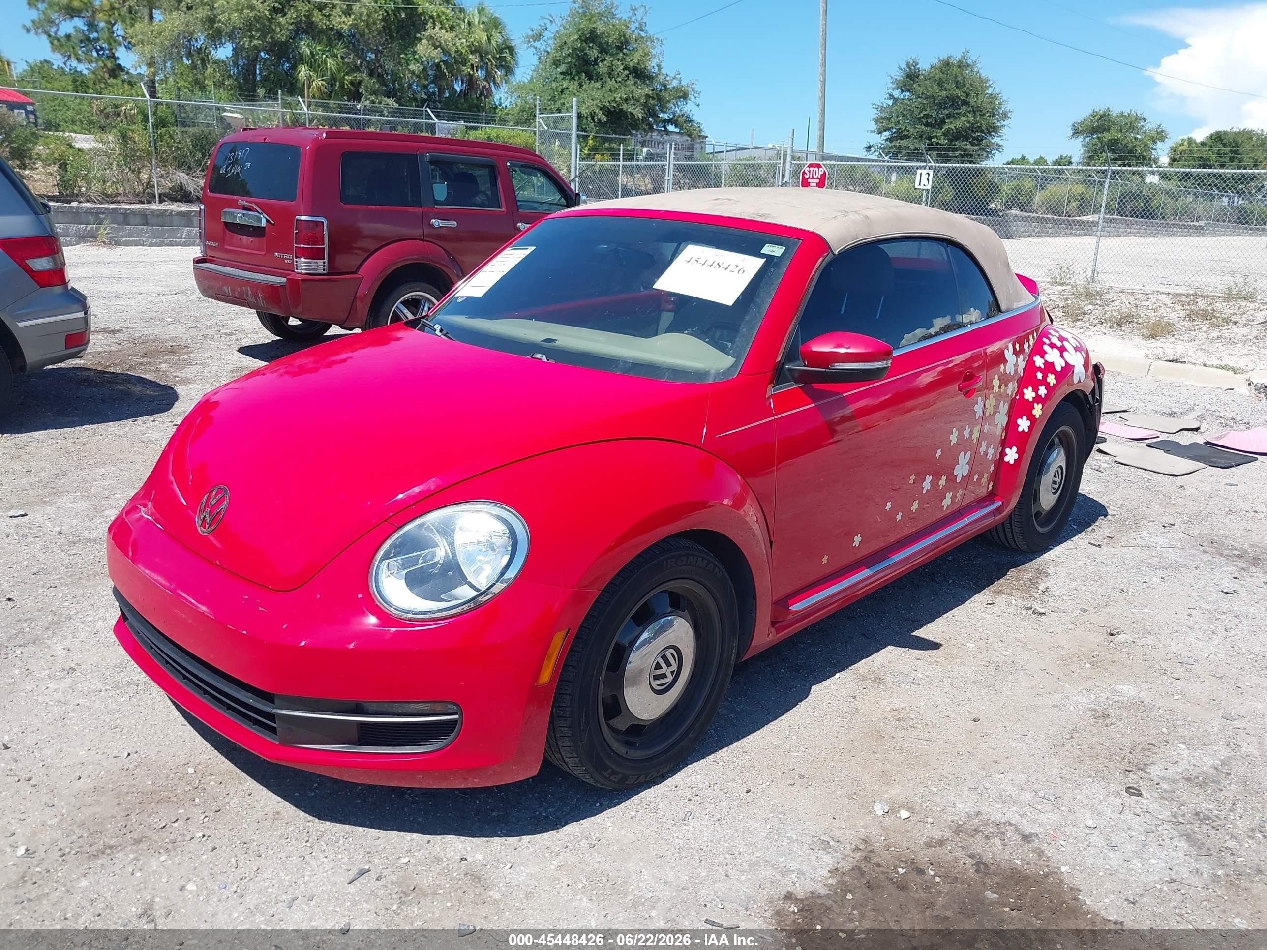 2014 Volkswagen Beetle 2.5l Red vin: 3VW5X7AT6EM800547