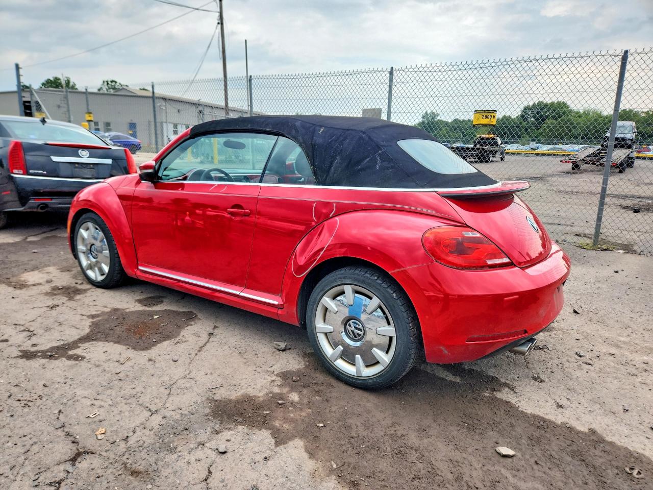 2013 Volkswagen Beetle Red vin: 3VW5X7AT7DM816156