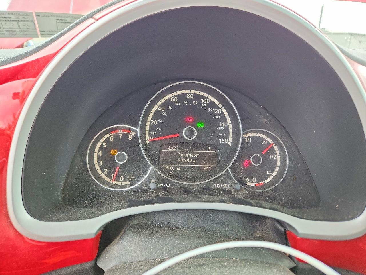 2013 Volkswagen Beetle Red vin: 3VW5X7AT7DM816156