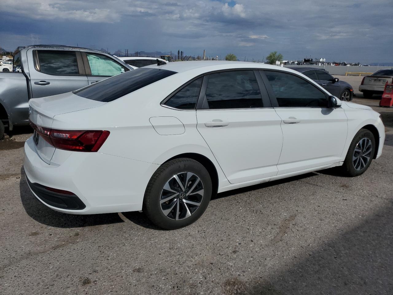 2025 Volkswagen Jetta S Белый vin: 3VW5X7BU7SM048635