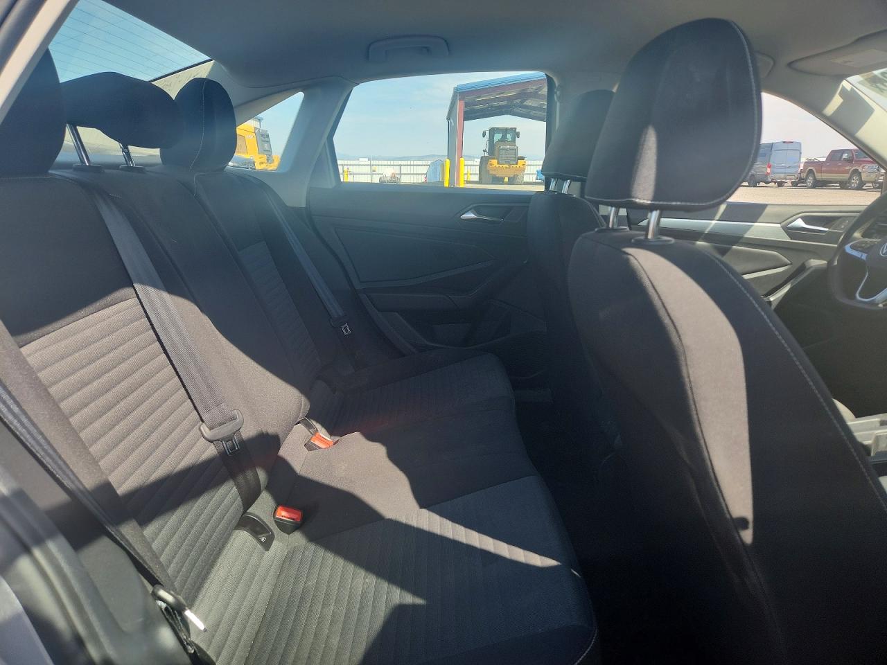 2025 Volkswagen Jetta S Silver vin: 3VW5X7BU8SM091882