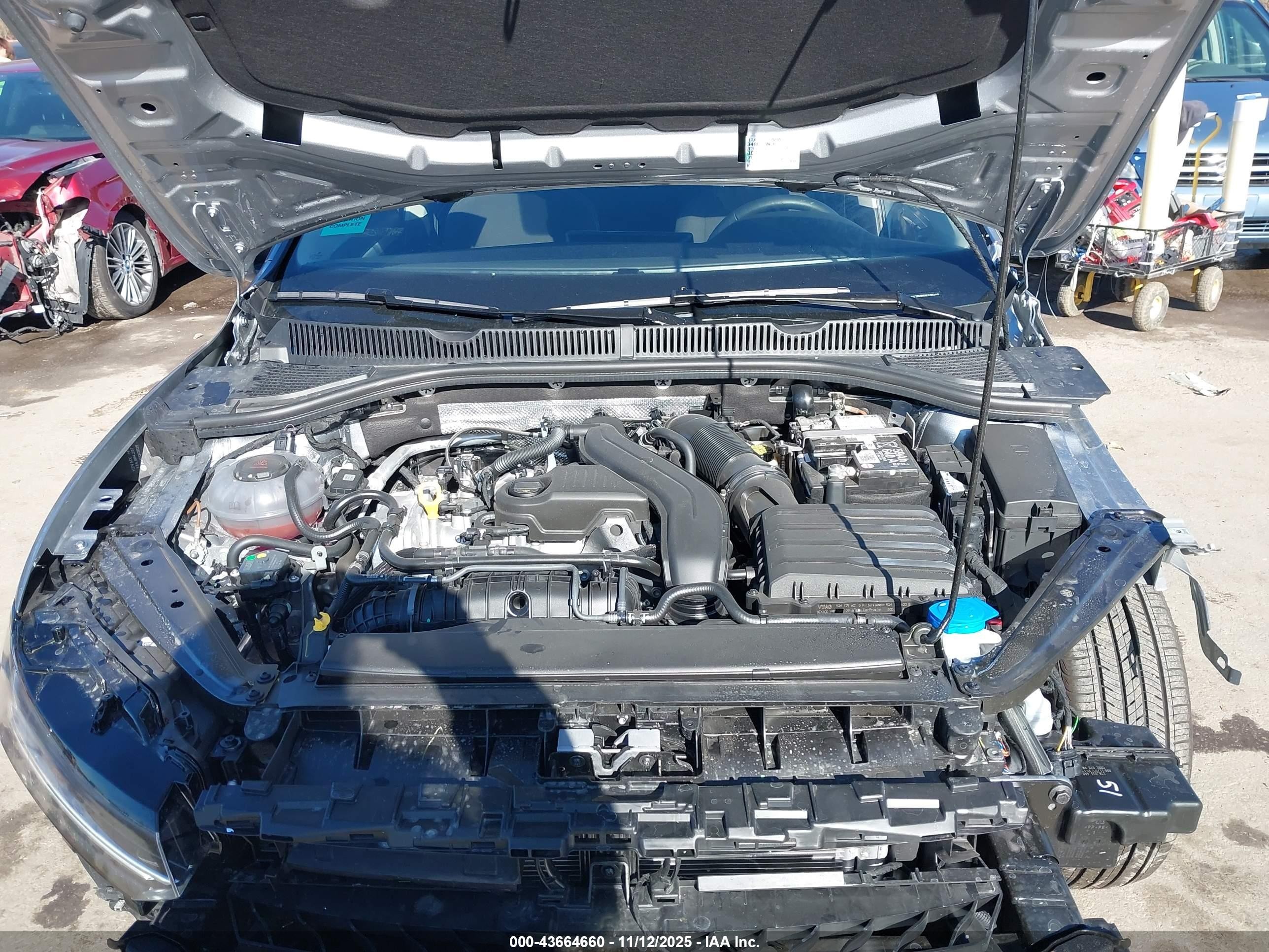 2025 Volkswagen Jetta 1.5t S Серебряный vin: 3VW5X7BU8SM108468