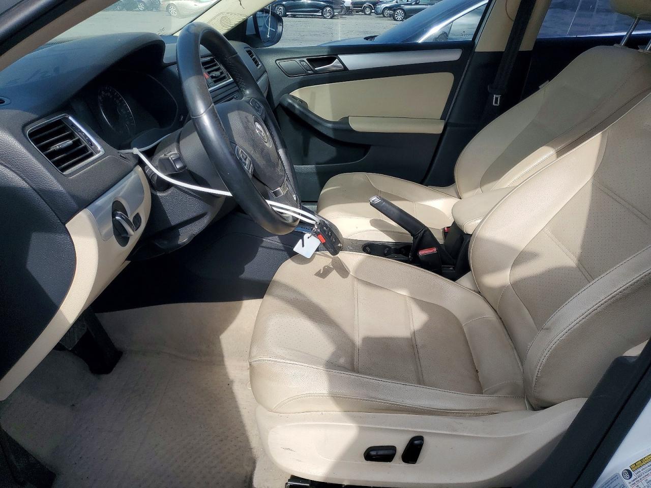 2013 Volkswagen Jetta Hybrid Белый vin: 3VW637AJ1DM251126