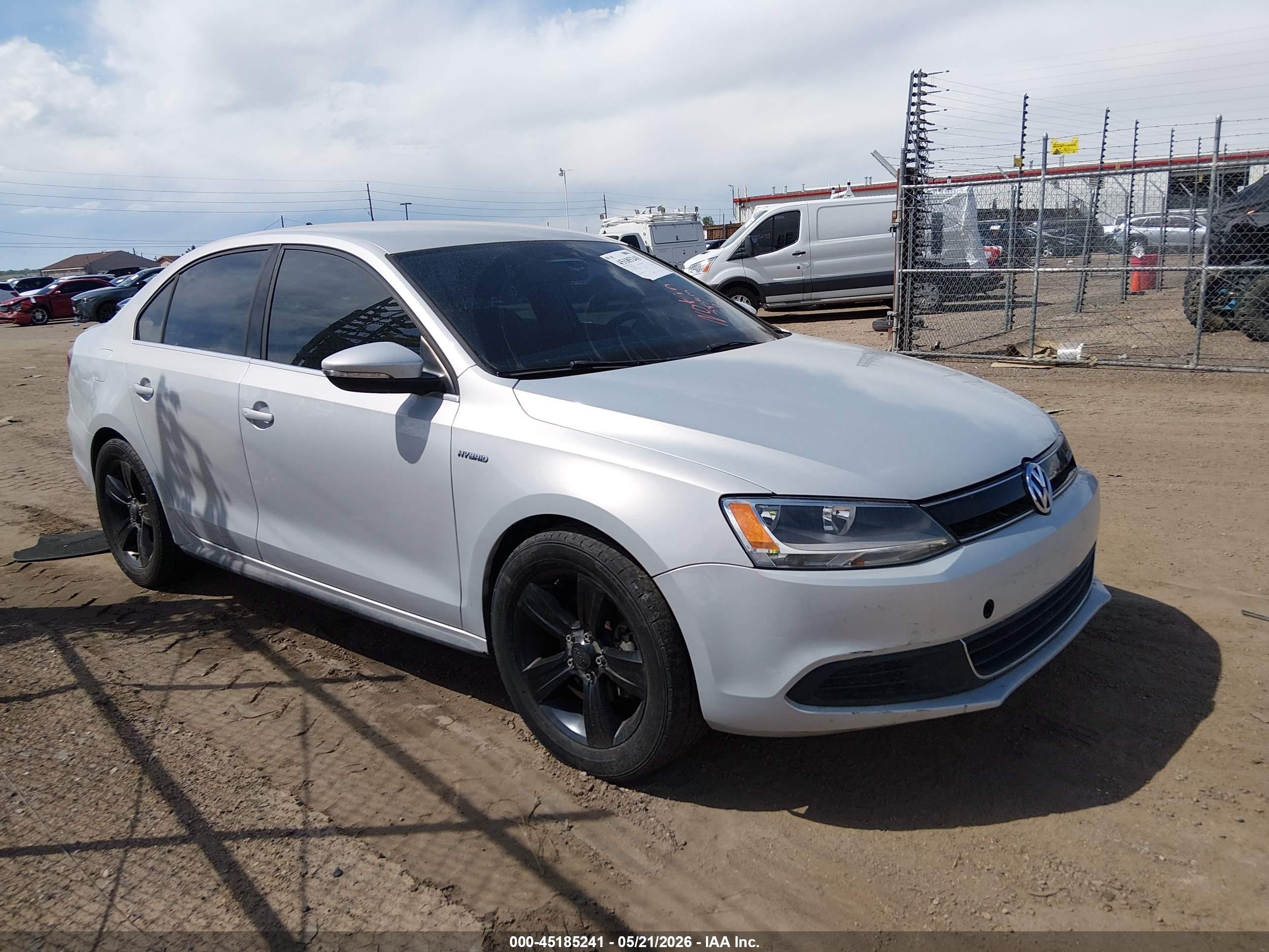 3VW637AJ1DM308053
