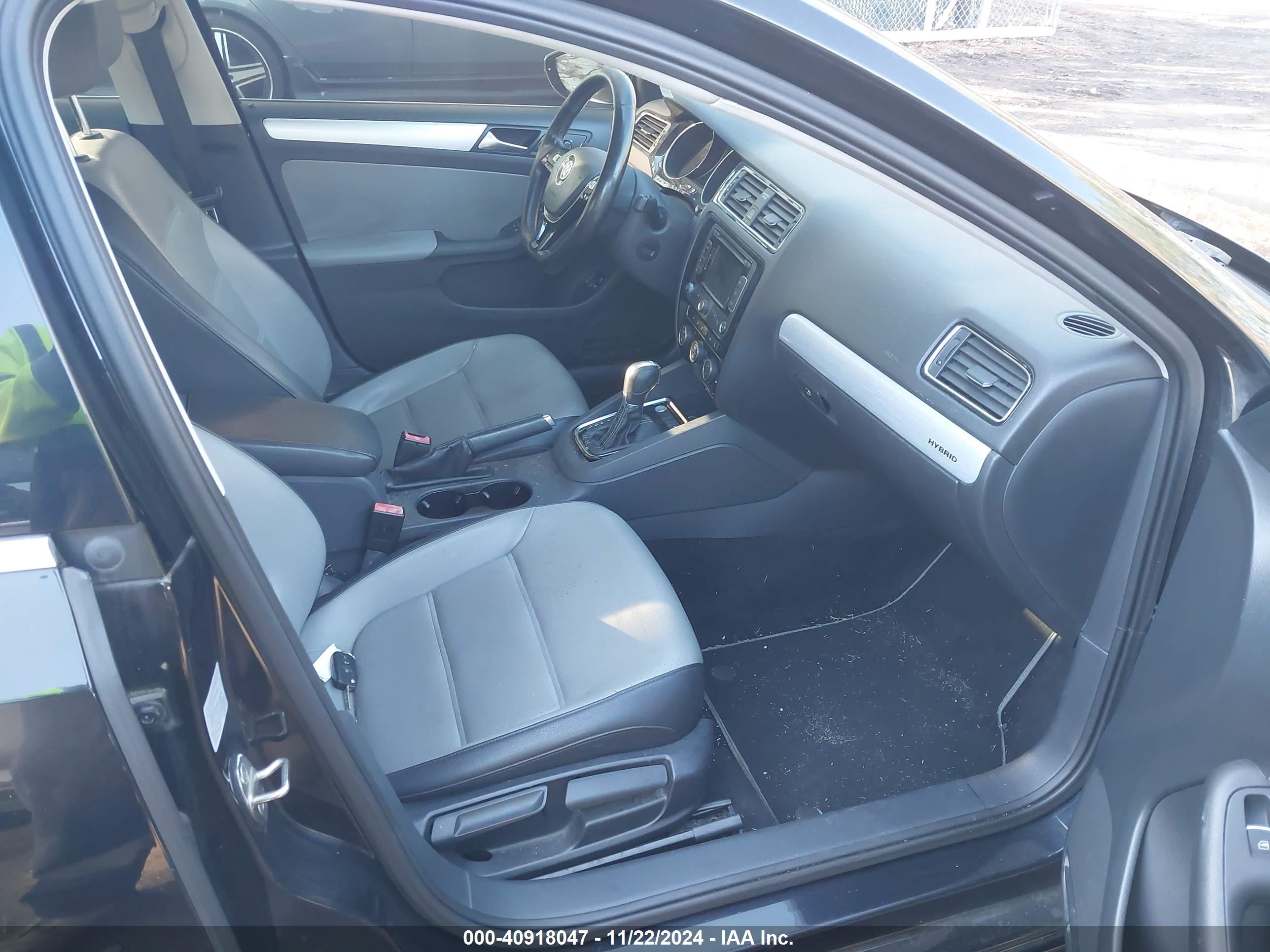 2015 Volkswagen Jetta Hybrid Sel Premium Черный vin: 3VW637AJ1FM412559