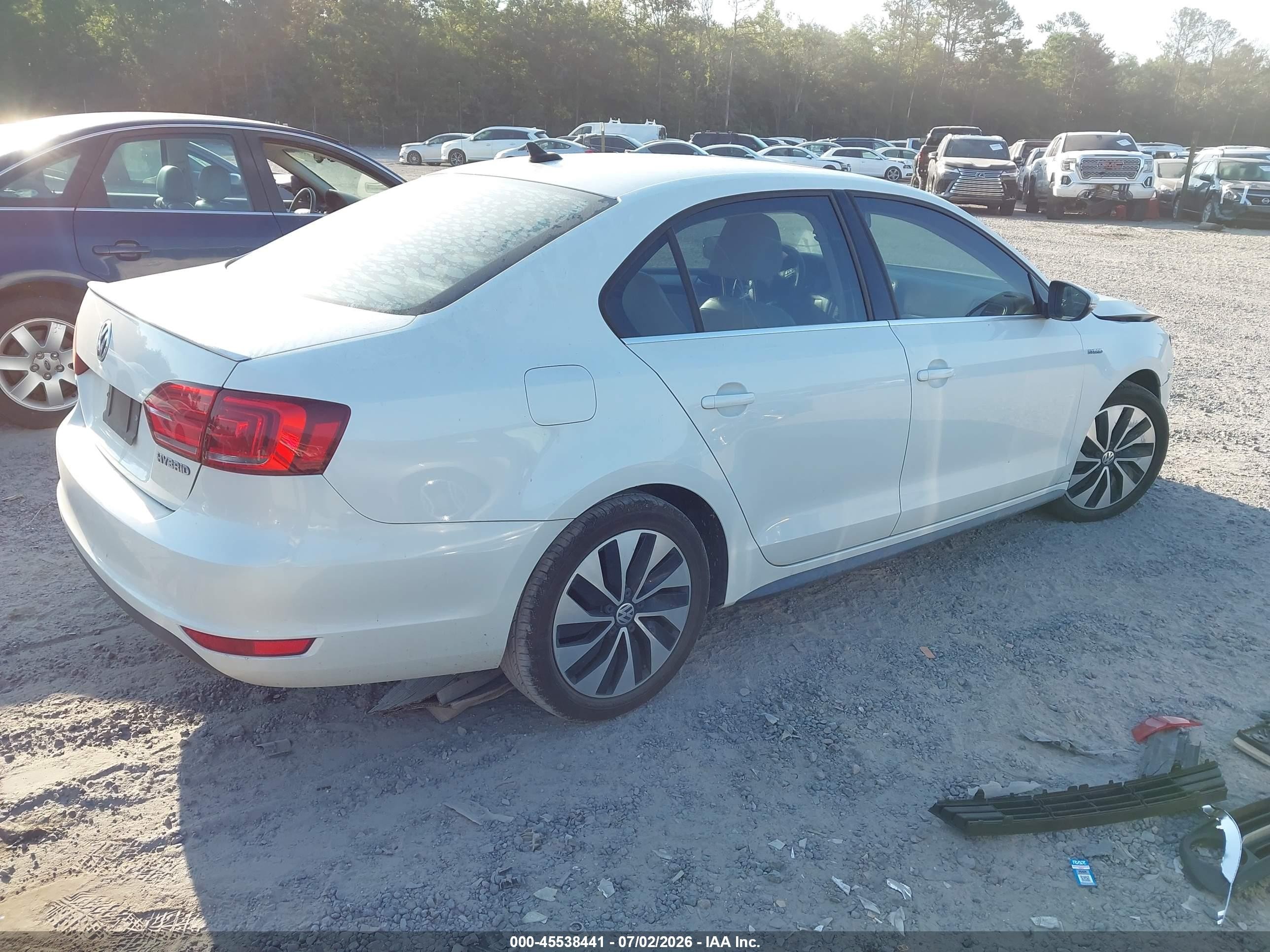 2013 Volkswagen Jetta Hybrid Sel Premium White vin: 3VW637AJ2DM284510